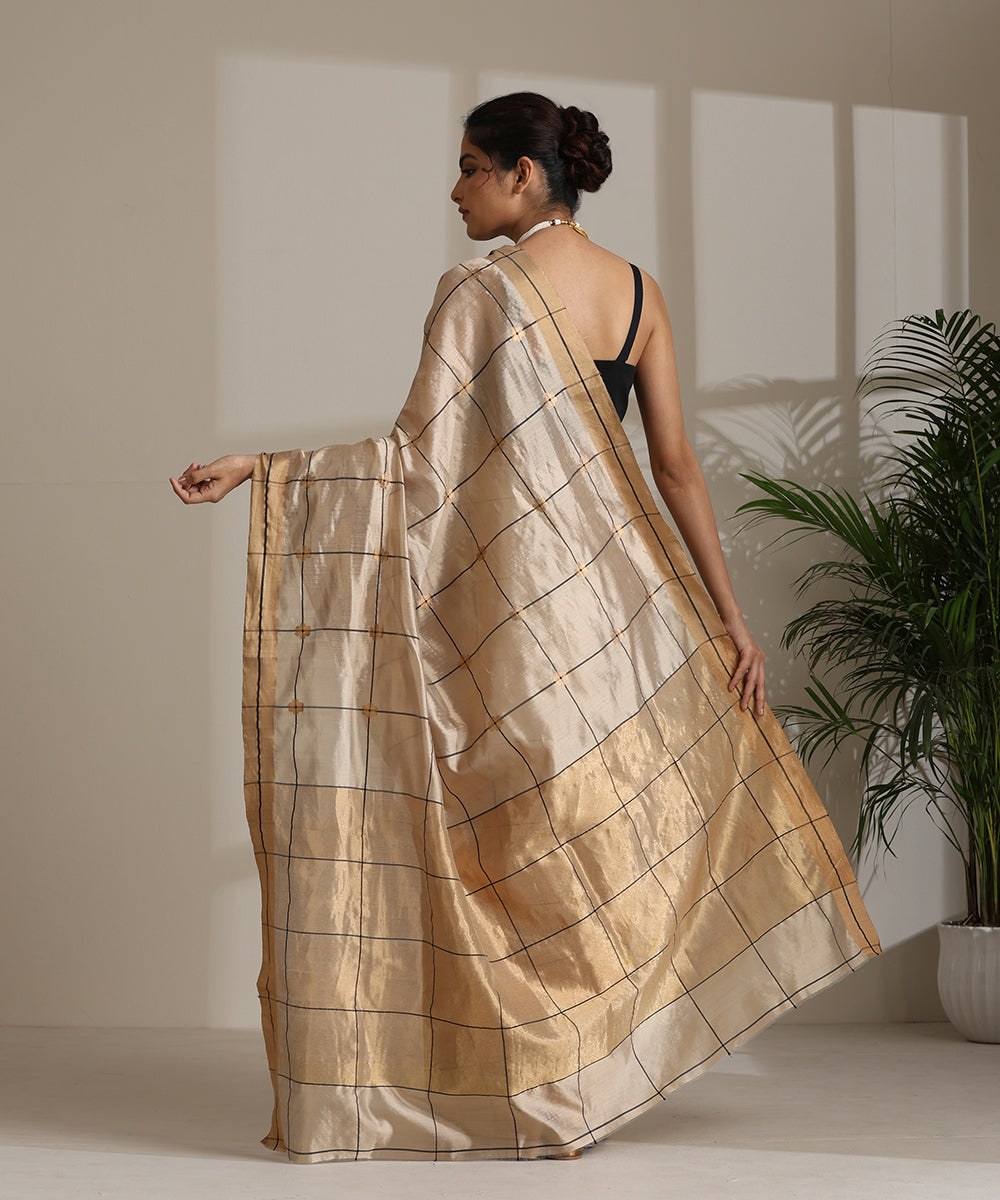 Beige_Handloom_Pure_Silk_Chanderi_Saree_With_Black_Checks_And_Zari_Booti_WeaverStory03