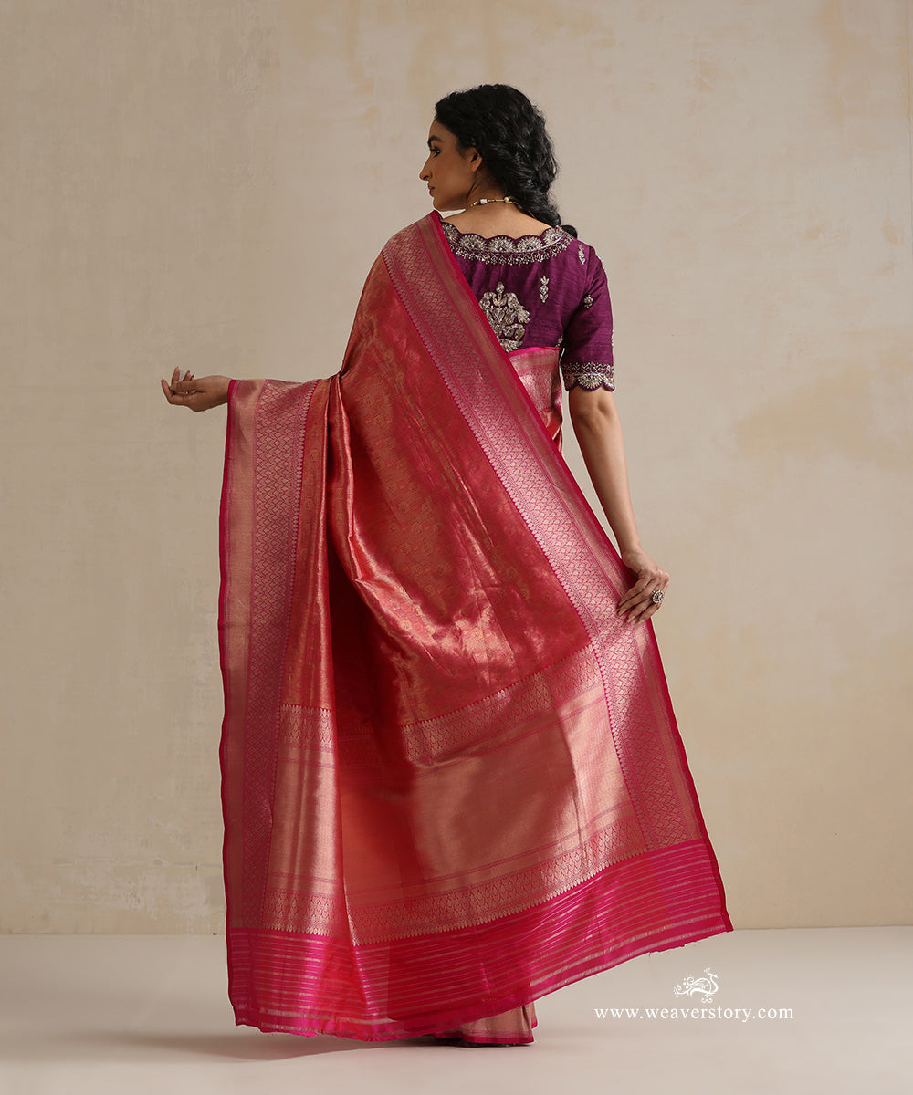Handloom_Rani_Pink_Pure_Katan_Silk_Tanchoi_Banarasi_Saree_With_Kadhwa_Hot_Pink_Border_WeaverStory_03
