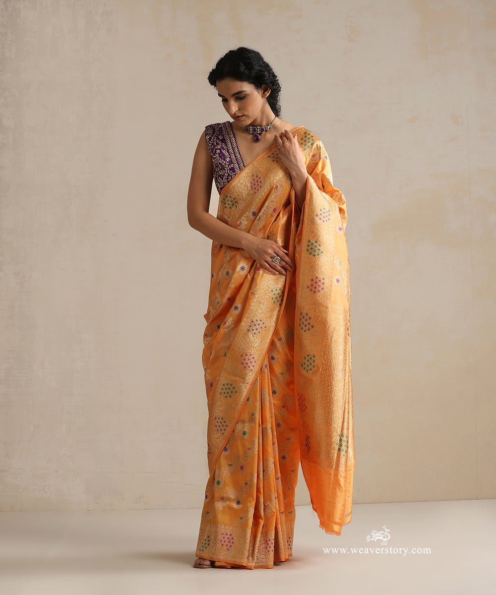 Saffron_Handloom_Pure_Katan_Silk_Kadhwa_Banarasi_Saree_With_Meenakari_Floral_Jaal_WeaverStory_01