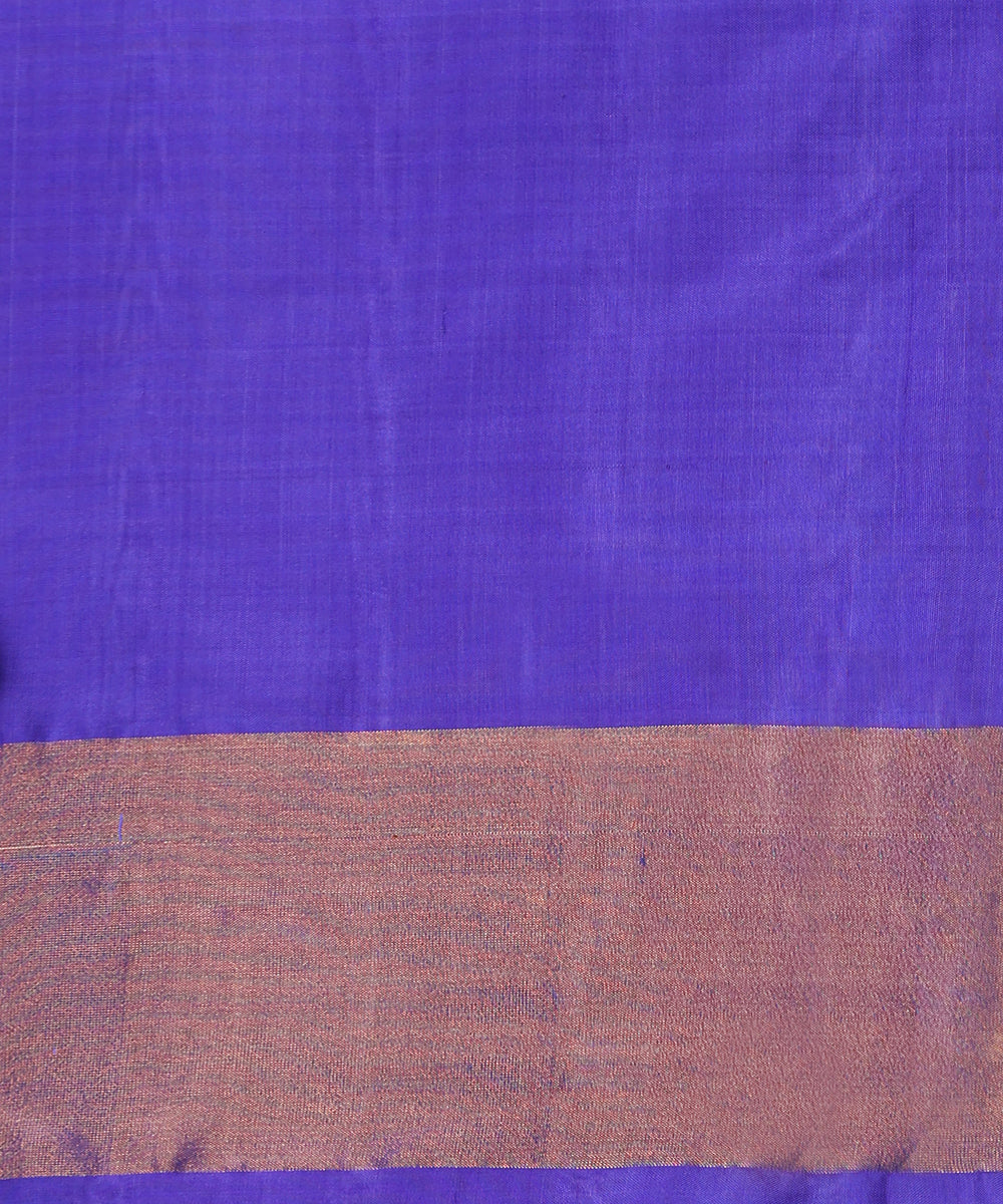 Off White Double Shade Handloom Pure Mulberry Silk Single Ikat Patola Saree With Blue Tissue Border