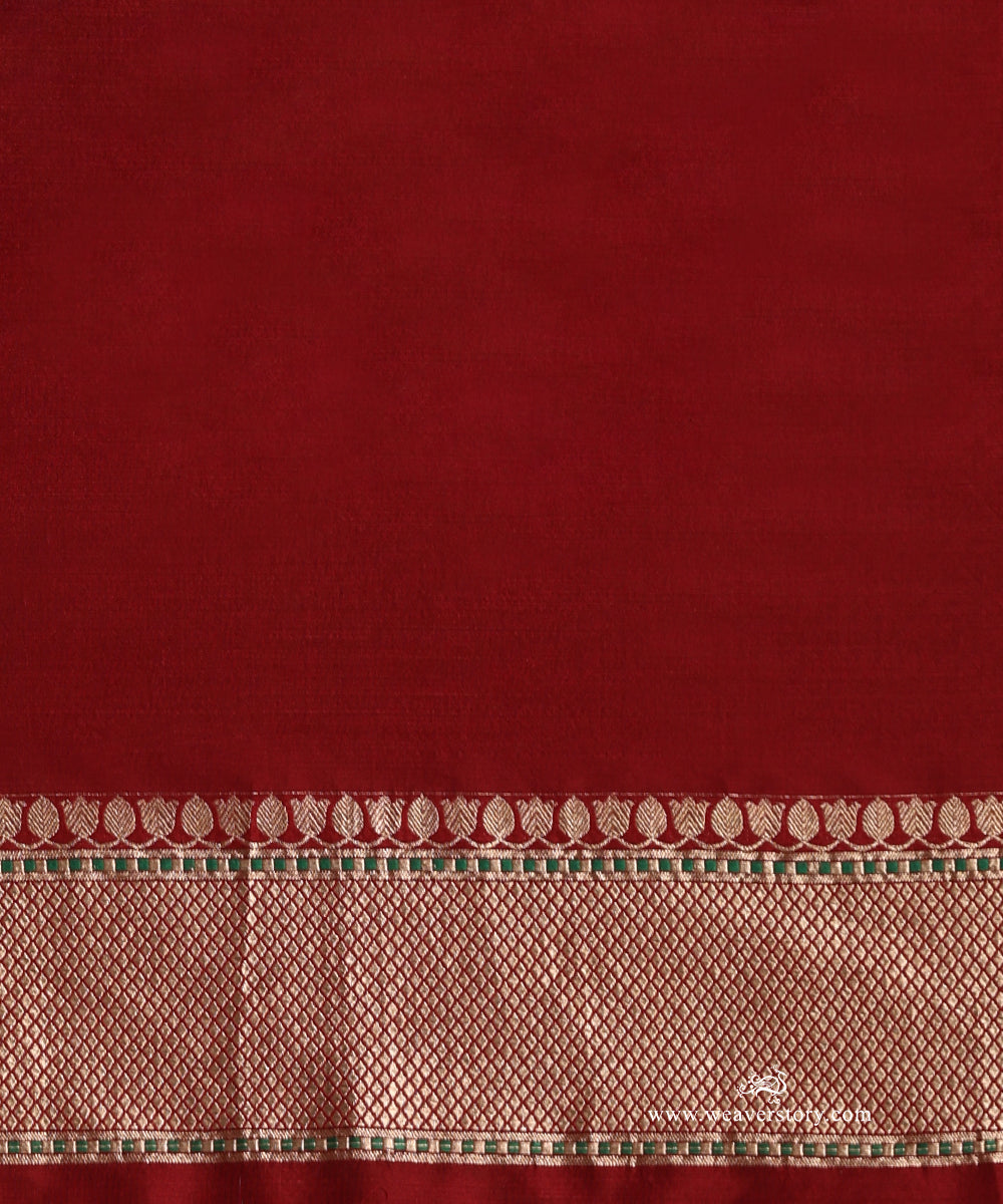 Red_Handloom_Banarasi_Saree_With_Zari_Checks_And_Green_Meenakari_WeaverStory_05