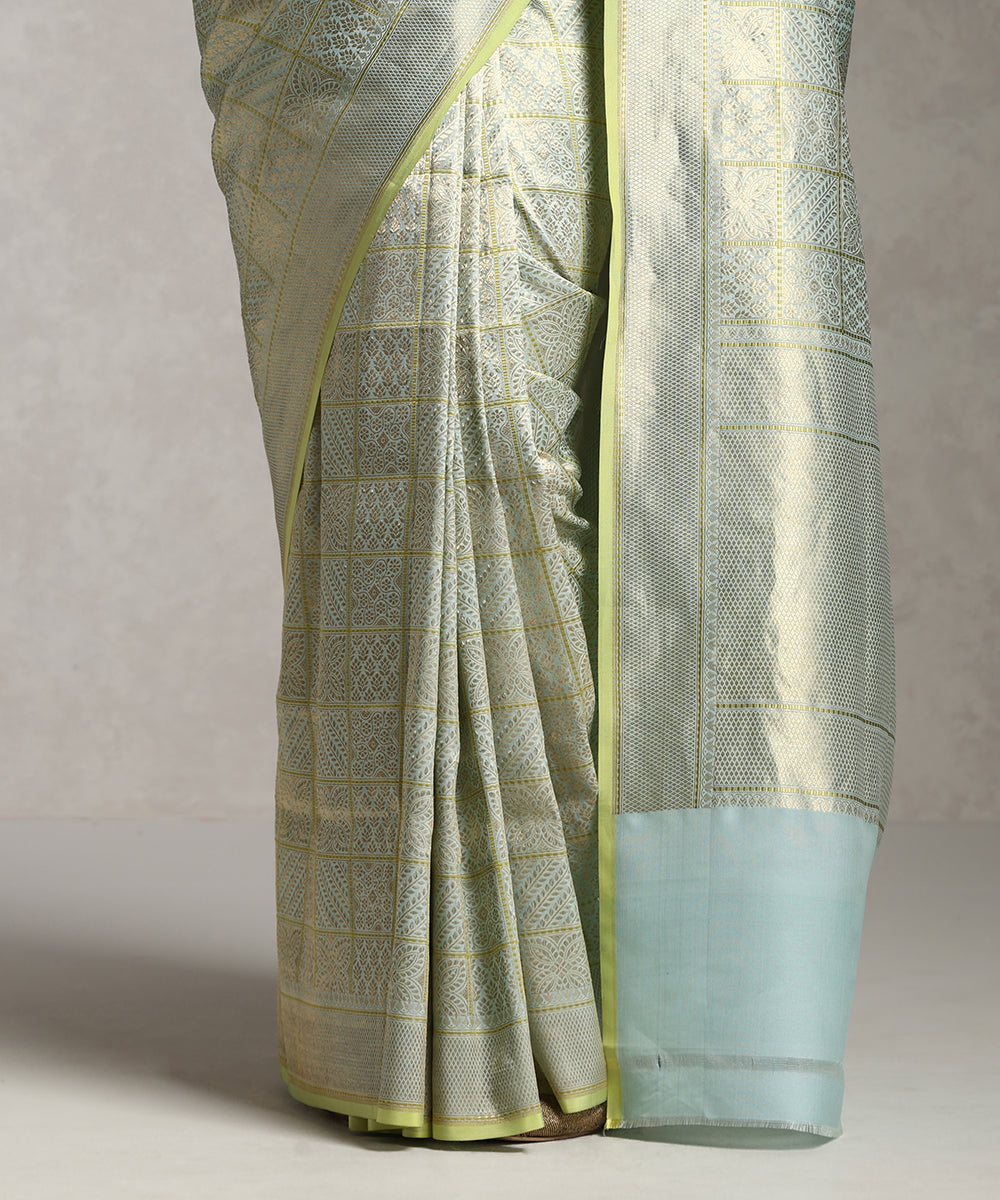 Powder_Blue_Handloom_Pure_Katan_Silk_Zari_Wasket_Kimkhab_Banarasi_Saree_WeaverStory_04