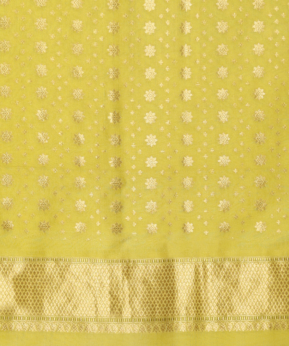 Powder_Blue_Handloom_Pure_Katan_Silk_Zari_Wasket_Kimkhab_Banarasi_Saree_WeaverStory_05