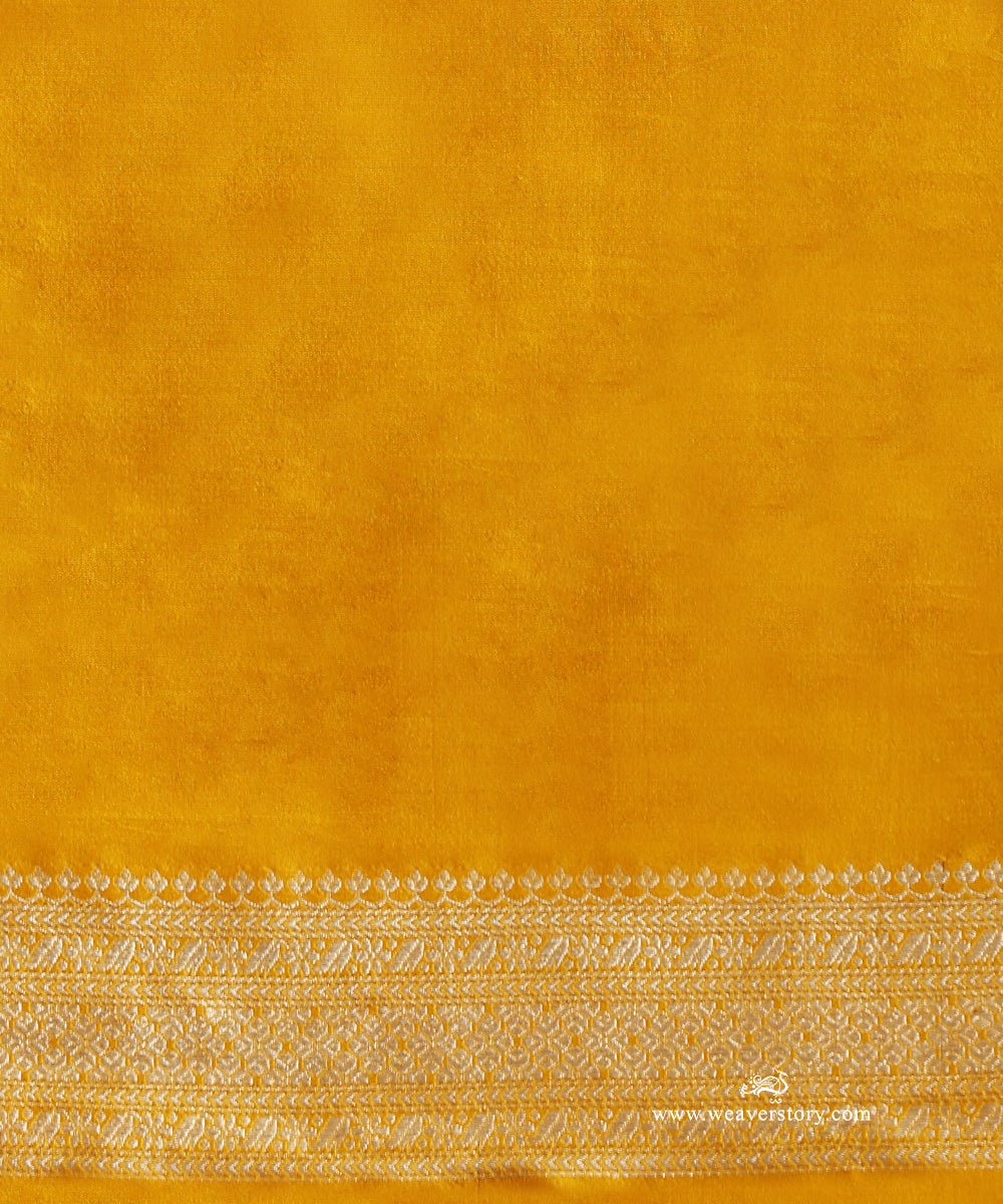 Mustard_Pure_Katan_Silk_Zari_Weft_Shikargah_Saree_With_Meenakari_WeaverStory_05