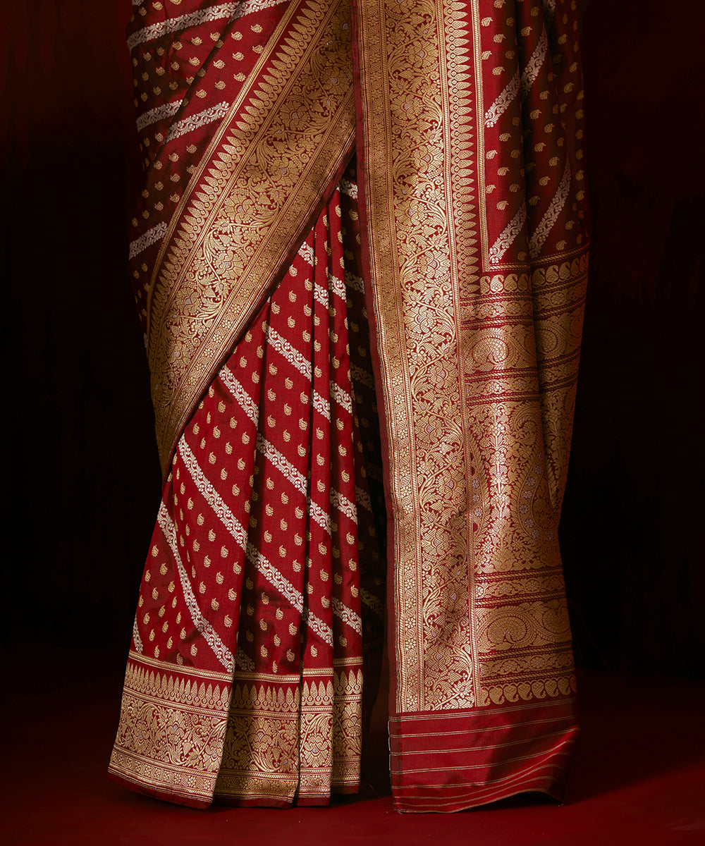 Handloom Maroon Pure Katan Silk Banarasi Saree With Diagonal Bel