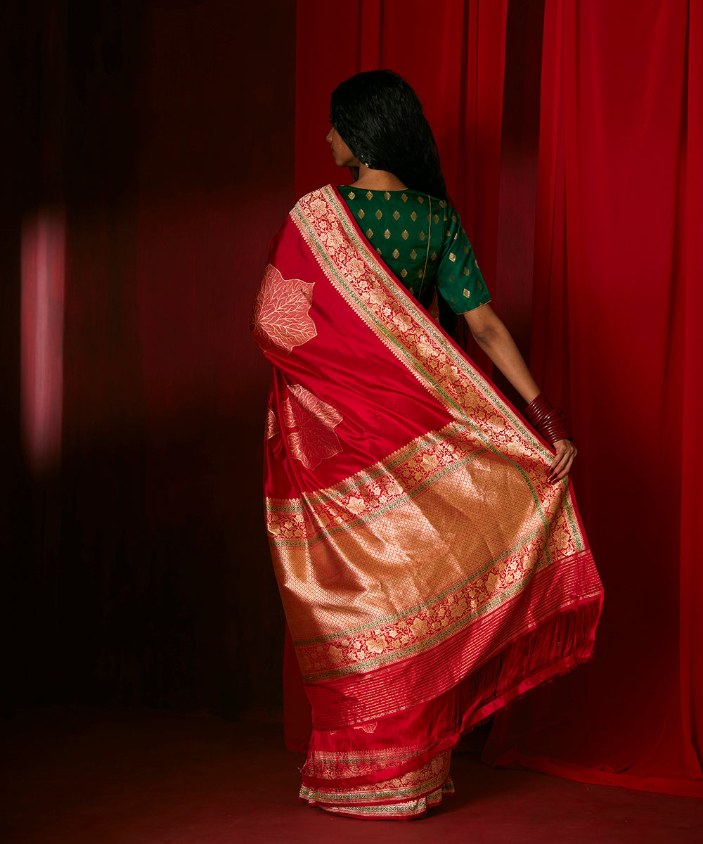 Handloom Red Pure Katan Silk Banarasi Saree With Nenua Leaf Motifs And Meenakari Border