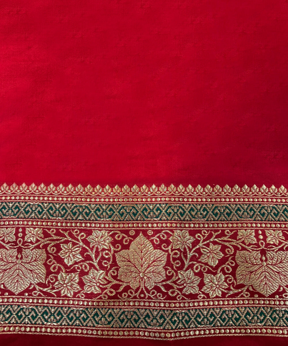 Handloom Red Pure Katan Silk Banarasi Saree With Nenua Leaf Motifs And Meenakari Border