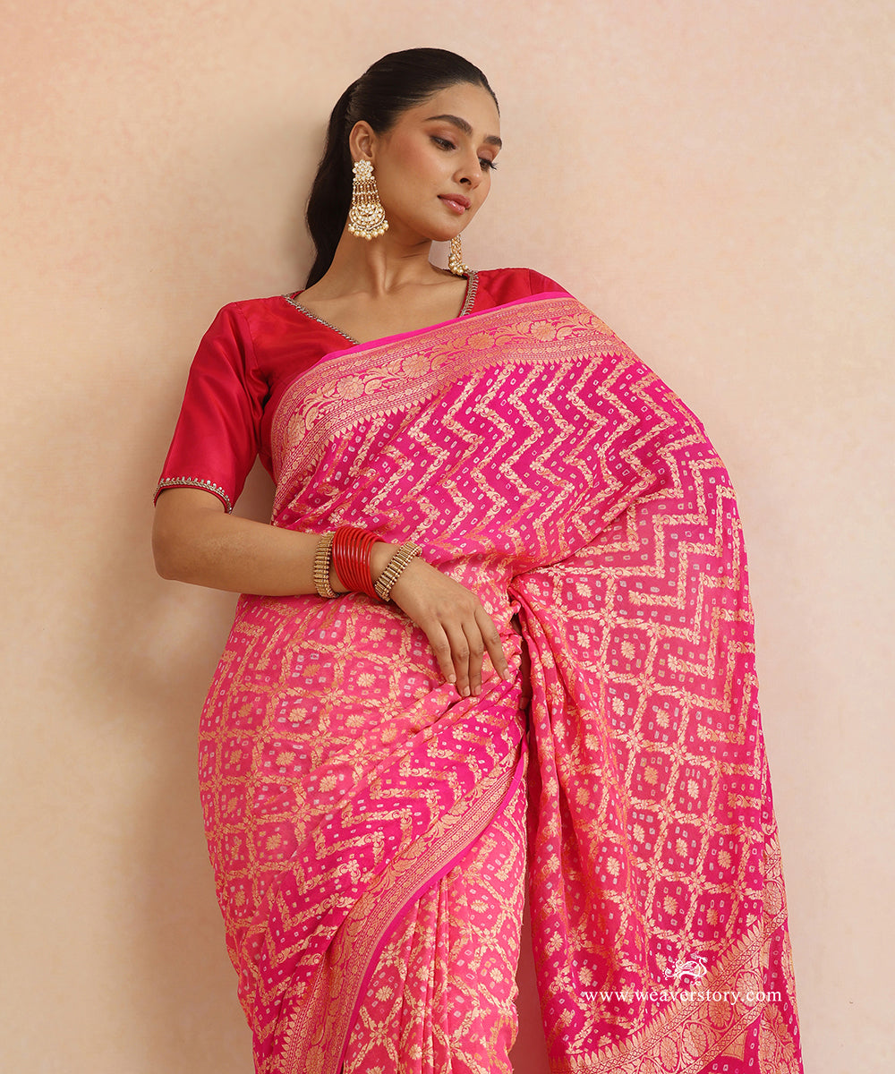 Coral_And_Pink_Ombre_Dyed_Handloom_Pure_Georgette_Banarasi_Bandhej_Saree_WeaverStory_02