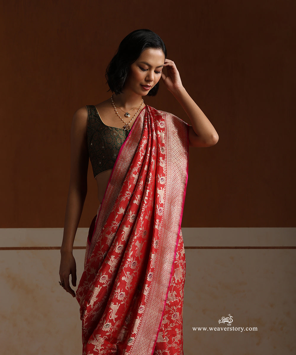 Plum_Handloom_Pure_Katan_Silk_Banarasi_Saree_With_Meenakari_Border_WeaverStory_02