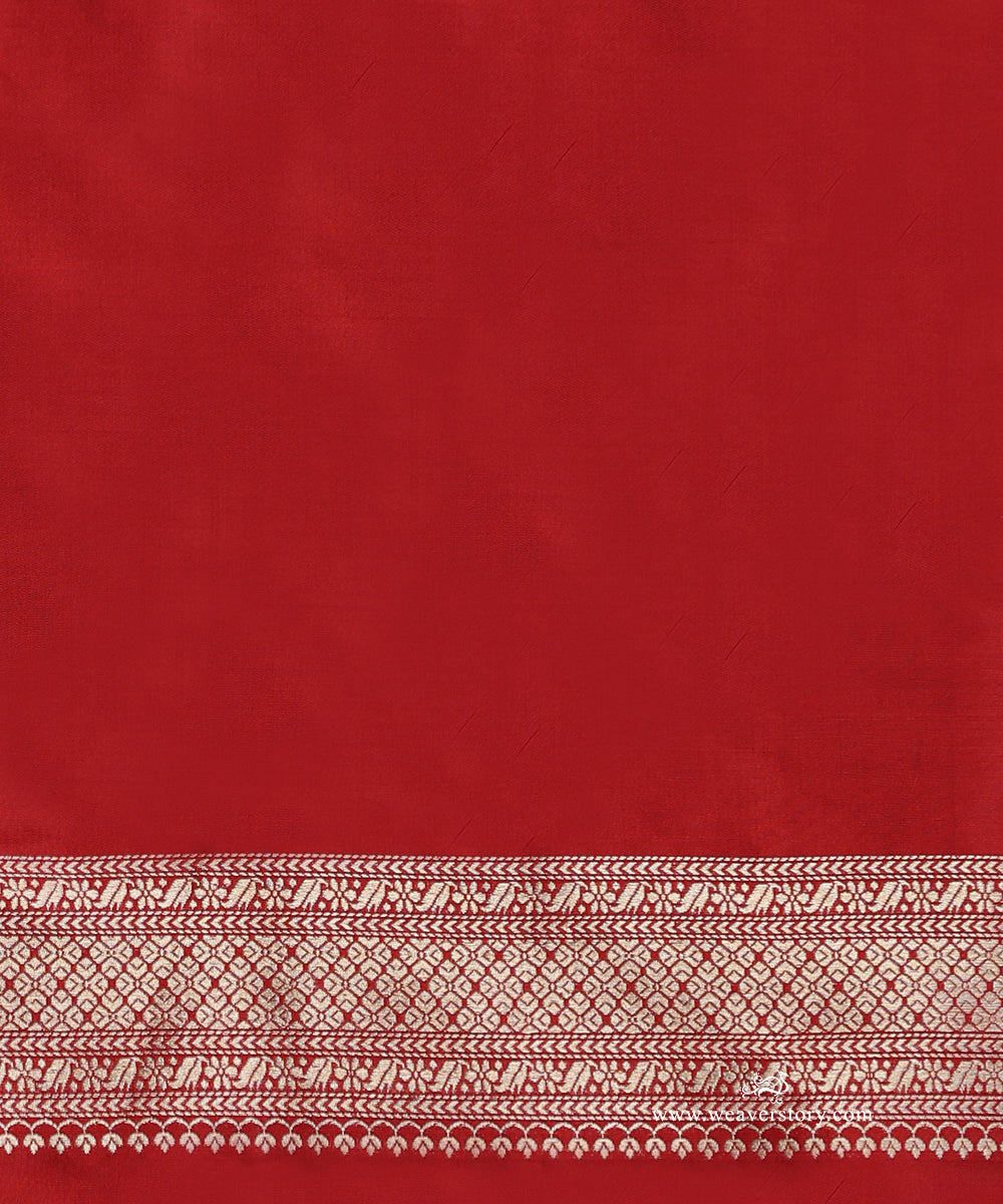 Plum_Handloom_Pure_Katan_Silk_Banarasi_Saree_With_Meenakari_Border_WeaverStory_05