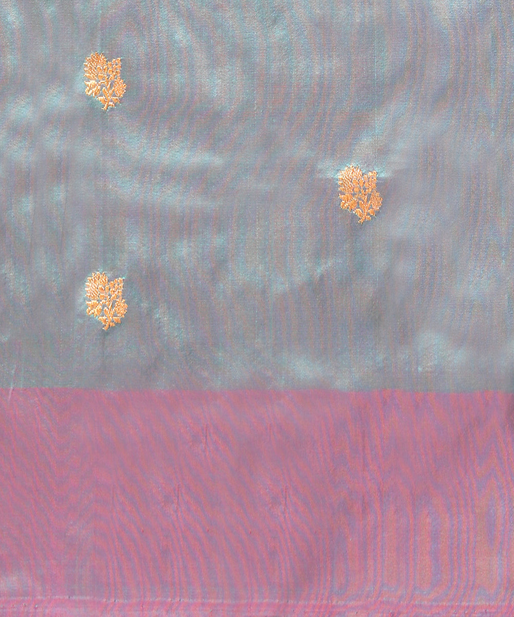 Aqua_Green_Handloom_Pure_Katan_Silk_Banarasi_Saree_With_Violet_Border_And_Kadhwa_Booti_WeaverStory_05