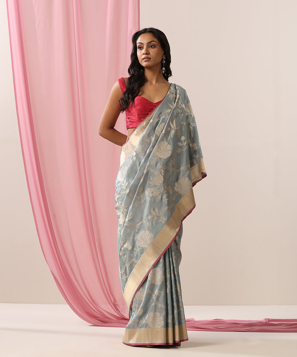 Handloom_Grey_Pure_Katan_Silk_Banarasi_Saree_With_Abstract_Floral_Motifs_WeaverStory_02
