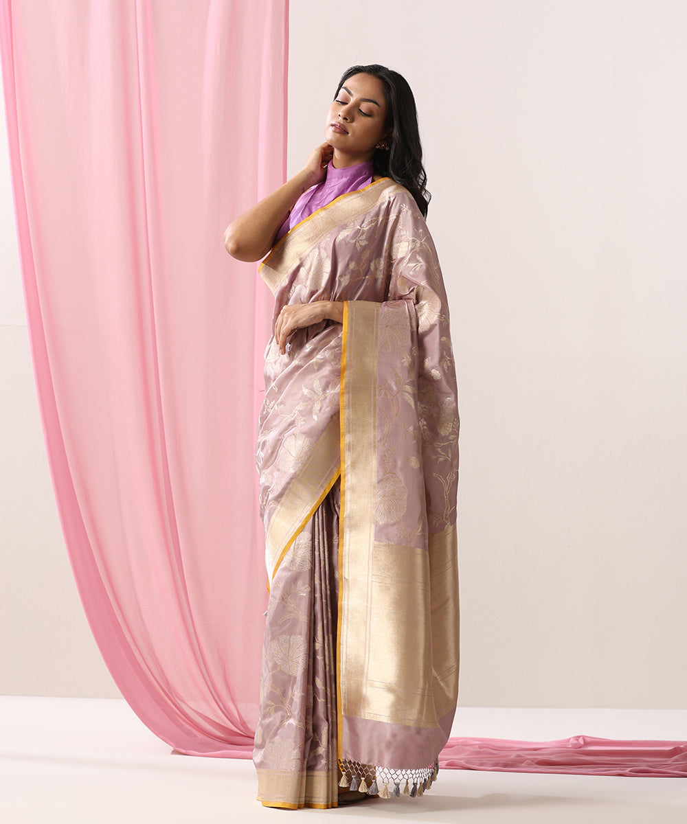 Mauve_Handloom_Pure_Katan_Silk_Banarasi_Saree_With_Abstract_Floral_Motifs_WeaverStory_02