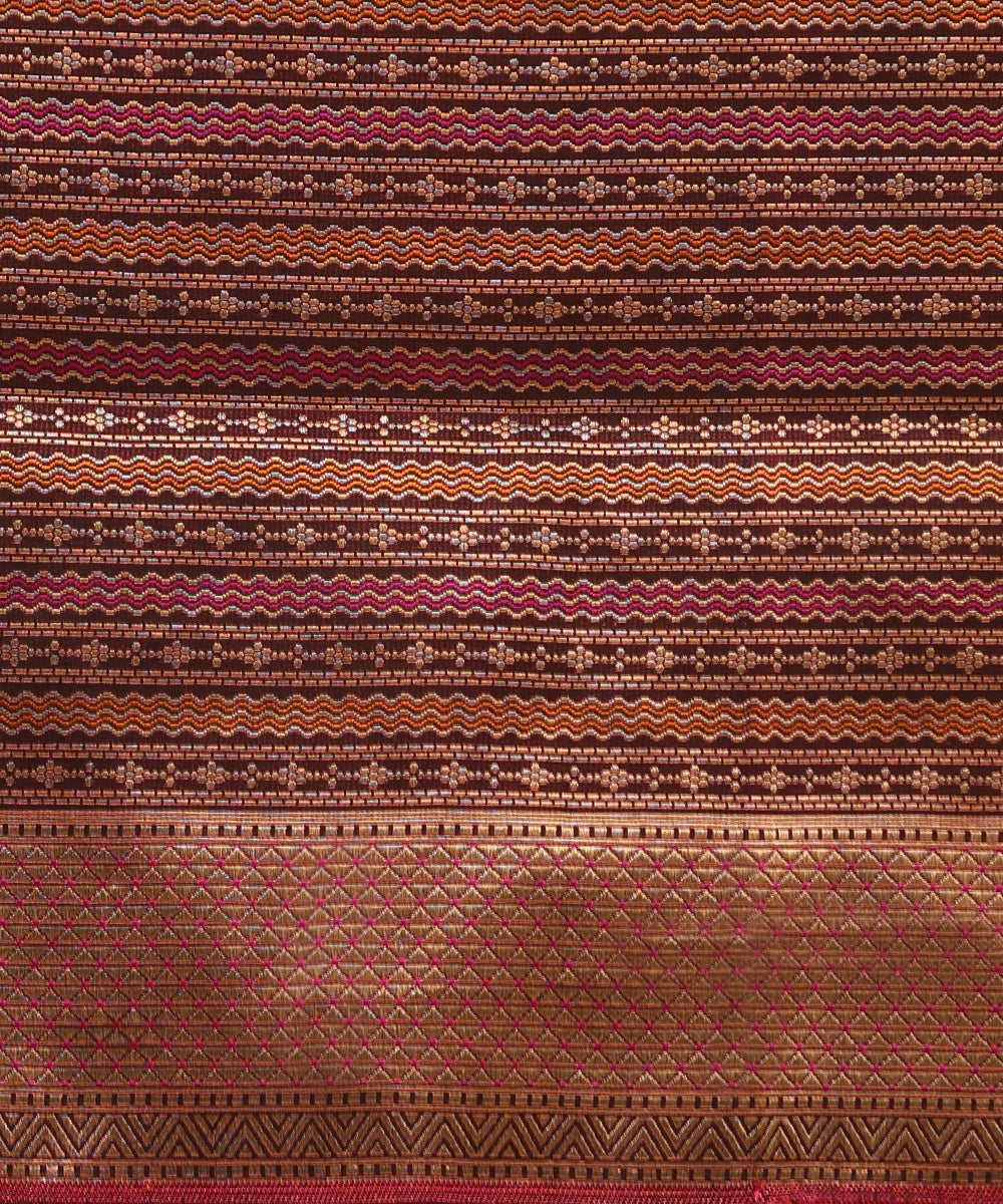 Handloom_Coke_Brown_Pure_Satin_Silk_Banarasi_Saree_With_Diagonal_Stripes_WeaverStory_05