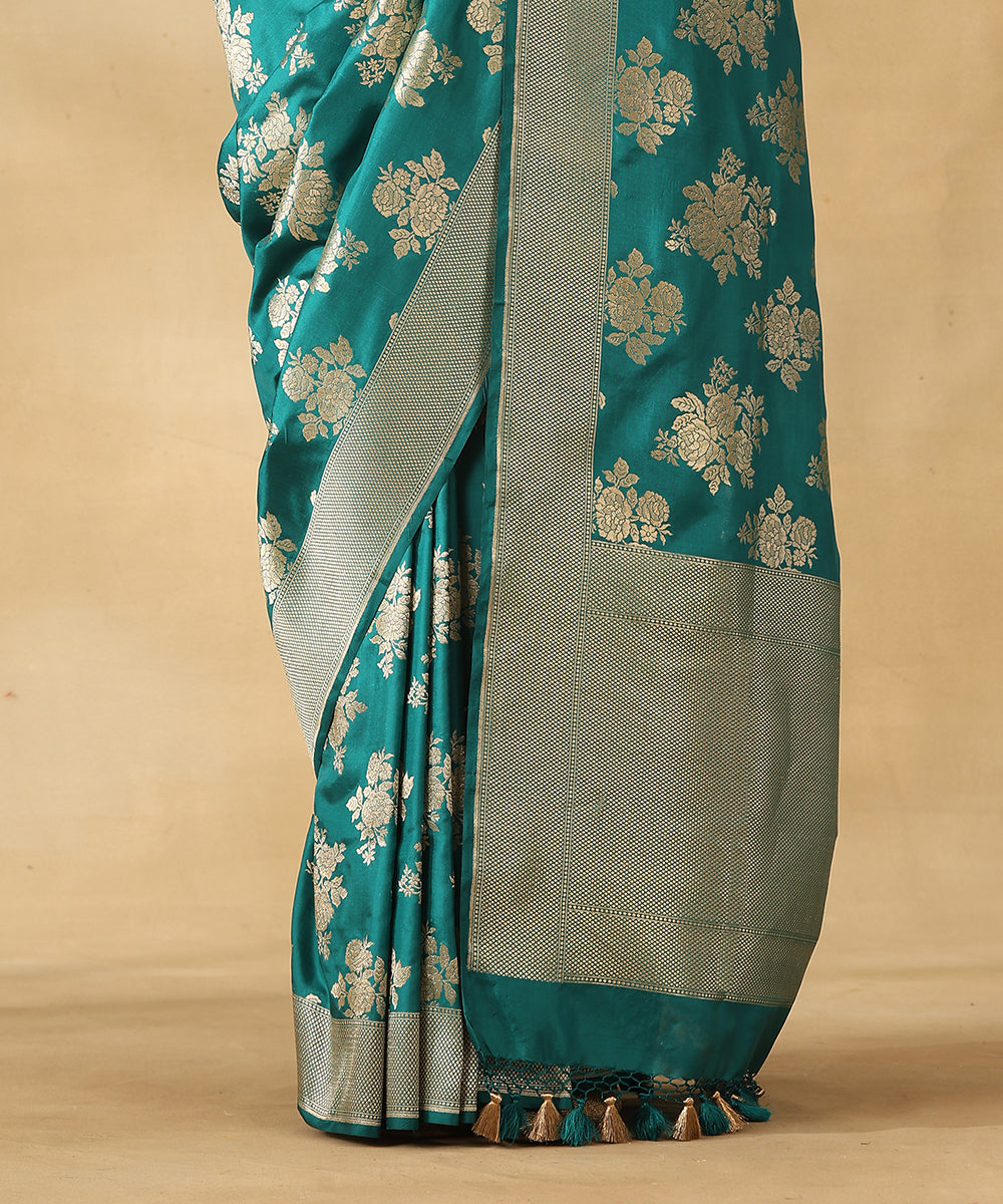 Handloom Peacock Blue Pure Katan Silk Banarasi Saree With Floral Bunches Woven In Gold Zari