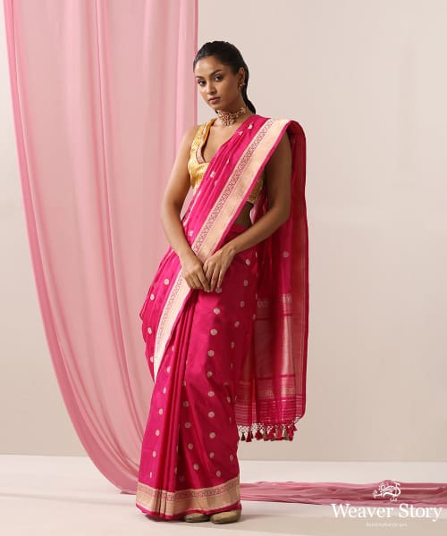 Handloom_Magenta_Pure_Katan_Silk_Banarasi_Saree_With_Kadhwa_Asharfi_Booti_WeaverStory_02