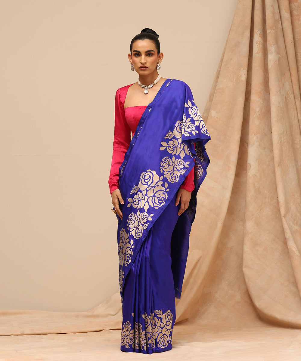 Handloom_Blue_Pure_Katan_Silk_Banarasi_Saree_With_Roses_Motifs_On_The_Border_WeaverStory_02