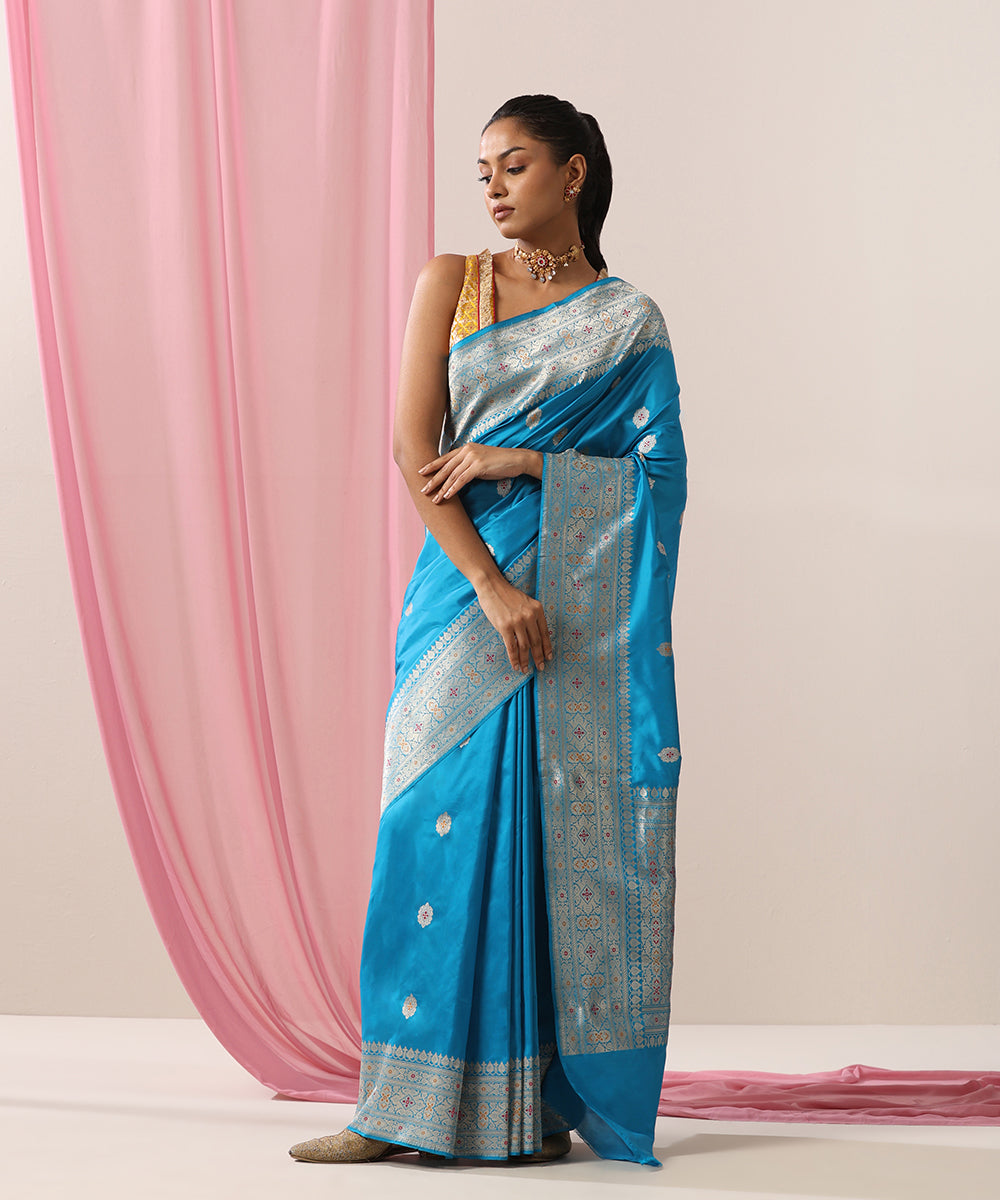 Handloom_Turquoise_Blue_Pure_Katan_Silk_Banarasi_Saree_With_Meenakari_And_Kadhwa_Boota_WeaverStory_02