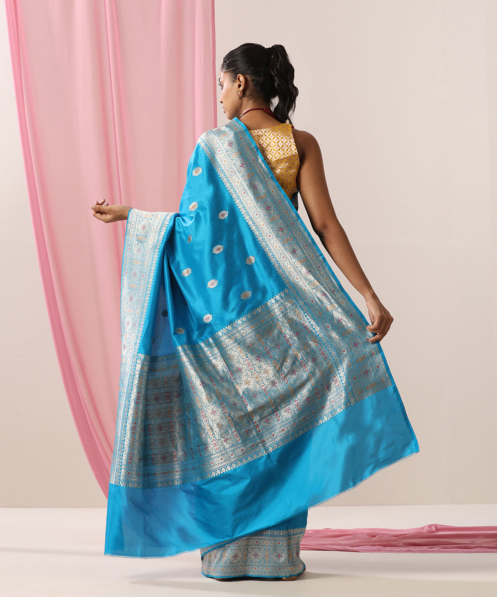 Handloom_Turquoise_Blue_Pure_Katan_Silk_Banarasi_Saree_With_Meenakari_And_Kadhwa_Boota_WeaverStory_03