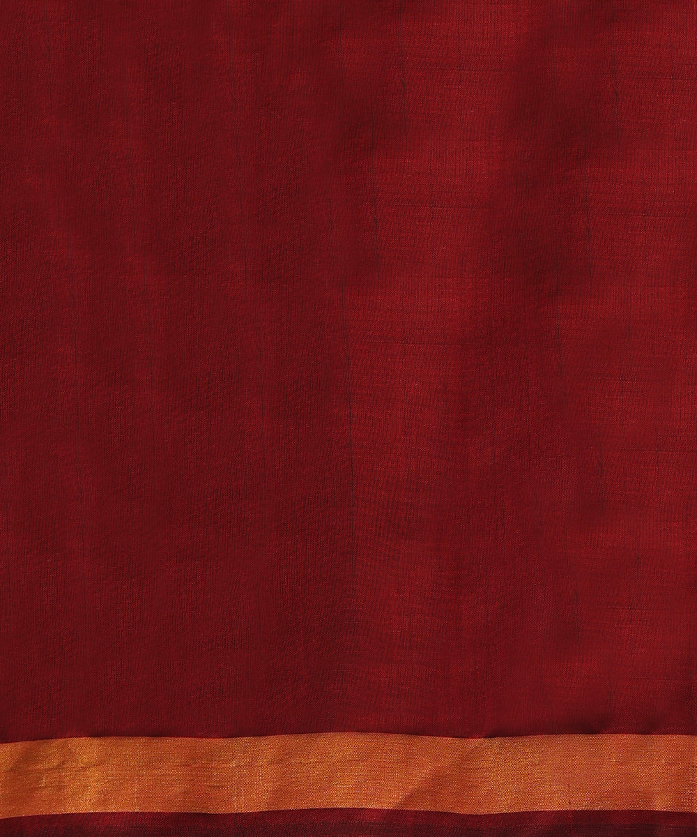 Maroon_Handloom_Pure_Mulberry_Silk_Ikat_Patola_Saree_With_Border_And_Palla_WeaverStory_05