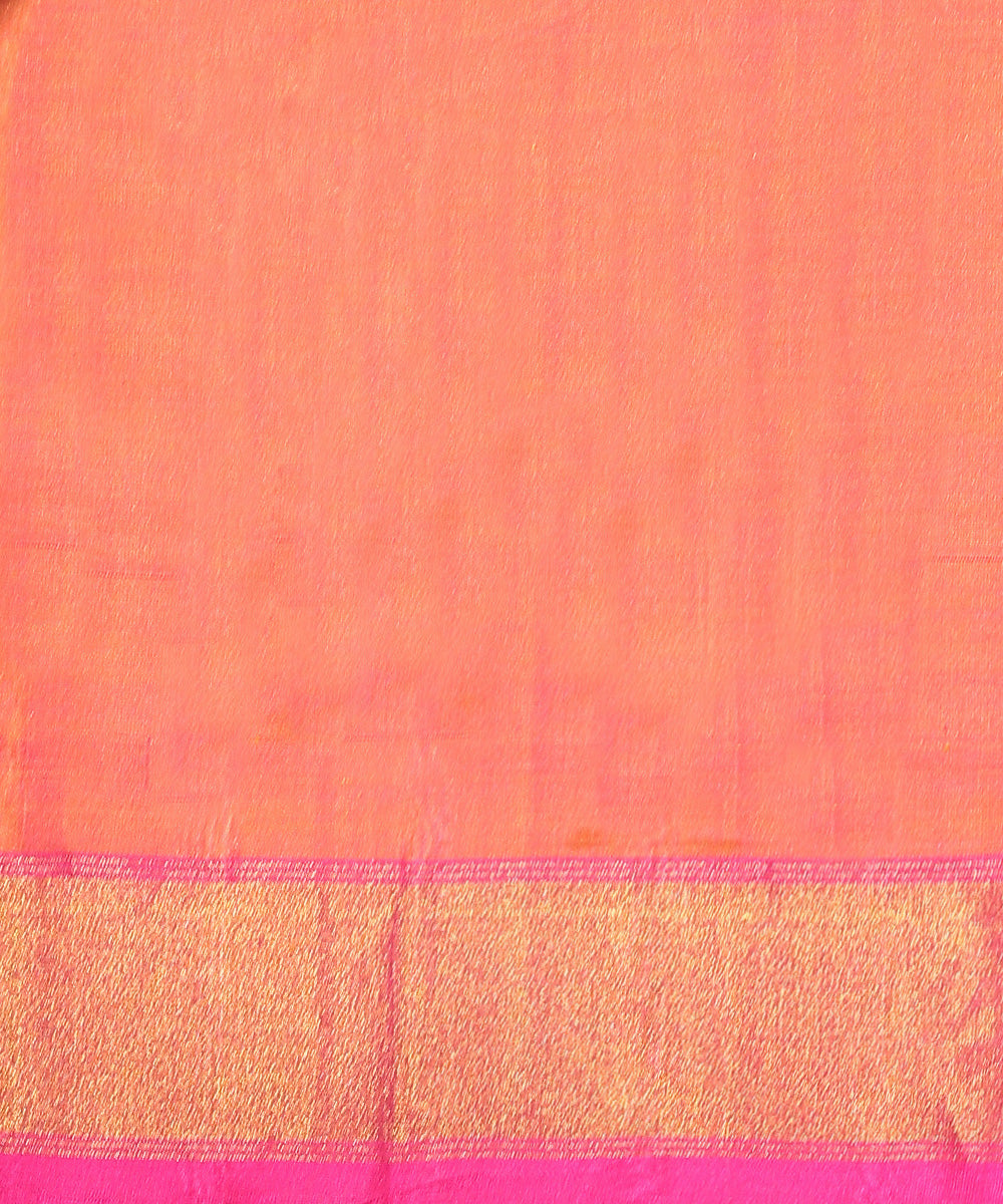 Pink_And_Green_Handloom_Pure_Mulberry_Silk_Ikat_Patola_Saree_With_Tissue_Border_WeaverStory_05