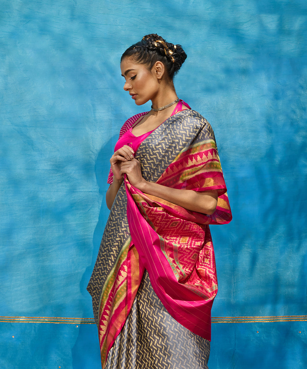Grey_And_Pink_Handloom_Pure_Mulberry_Silk_Ikat_Patola_Saree_WeaverStory_02