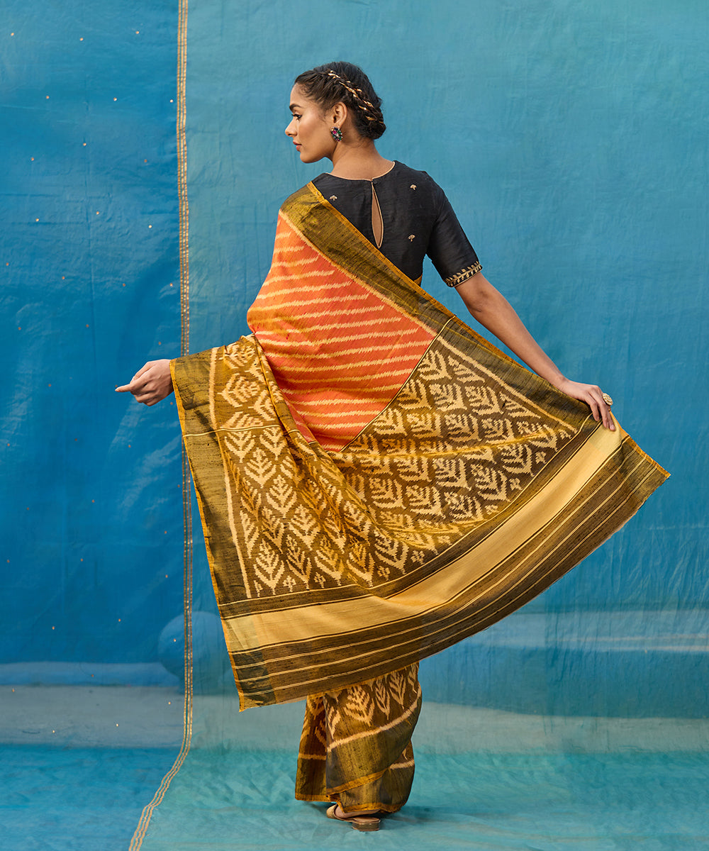 Peach_And_Yellow_Pure_Raw_Silk_Ikat_Patola_Saree_With_Yellow_Palla_WeaverStory_03