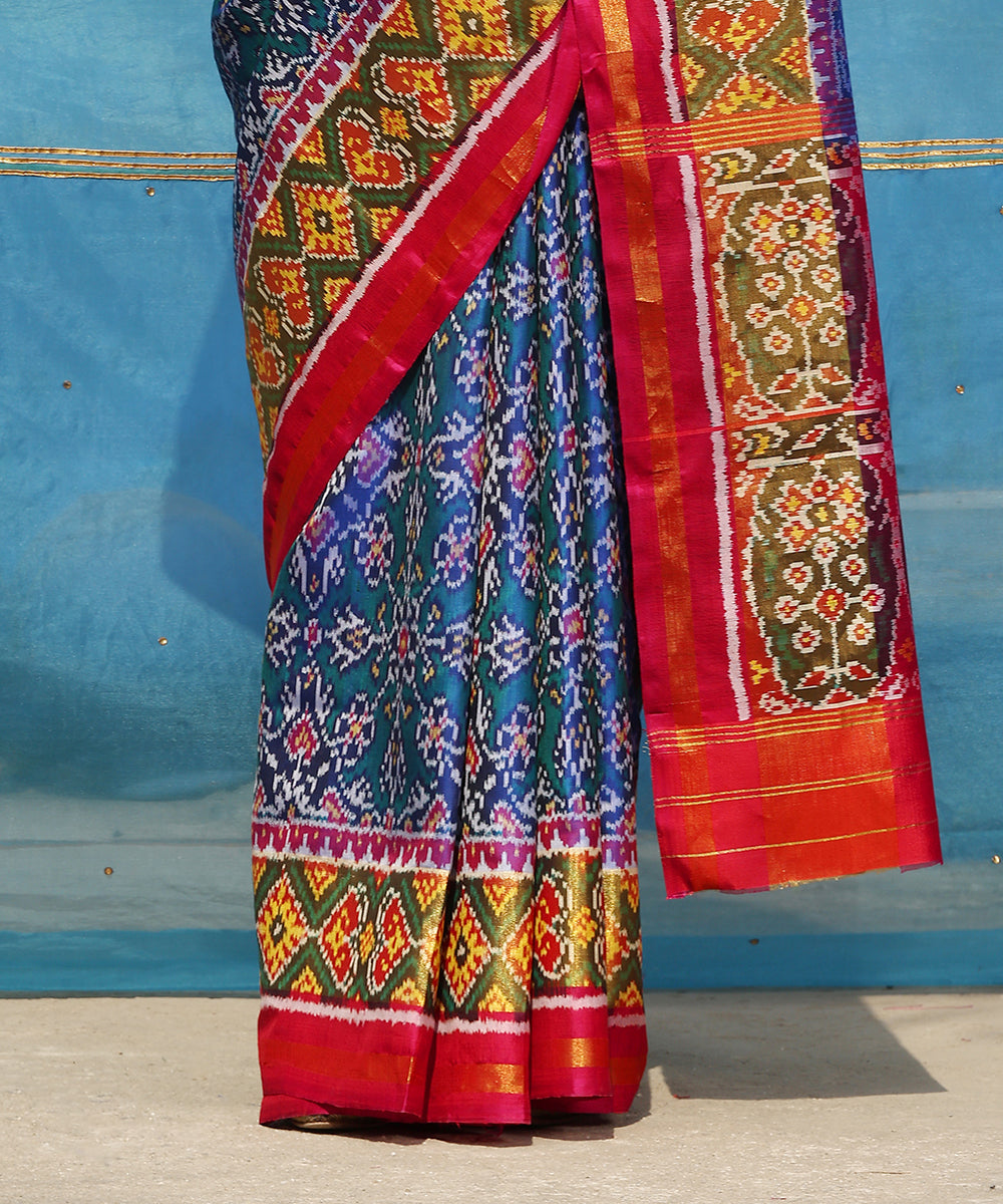 Blue_And_Purple_Pure_Mulberry_Silk_Ikat_Patola_Saree_With_Tissue_Border_WeaverStory_04