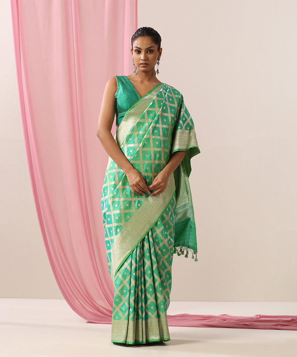 Aqua_Green_Handloom_Pure_Katan_Silk_Banarasi_Saree_With_Chowkadi_Jaal_WeaverStory_02