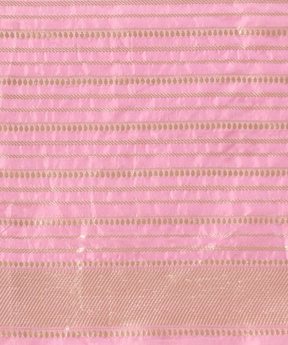 Lilac_Handloom_Pure_Katan_Silk_Banarasi_Saree_With_All_Over_Zari_Jaal_WeaverStory_05