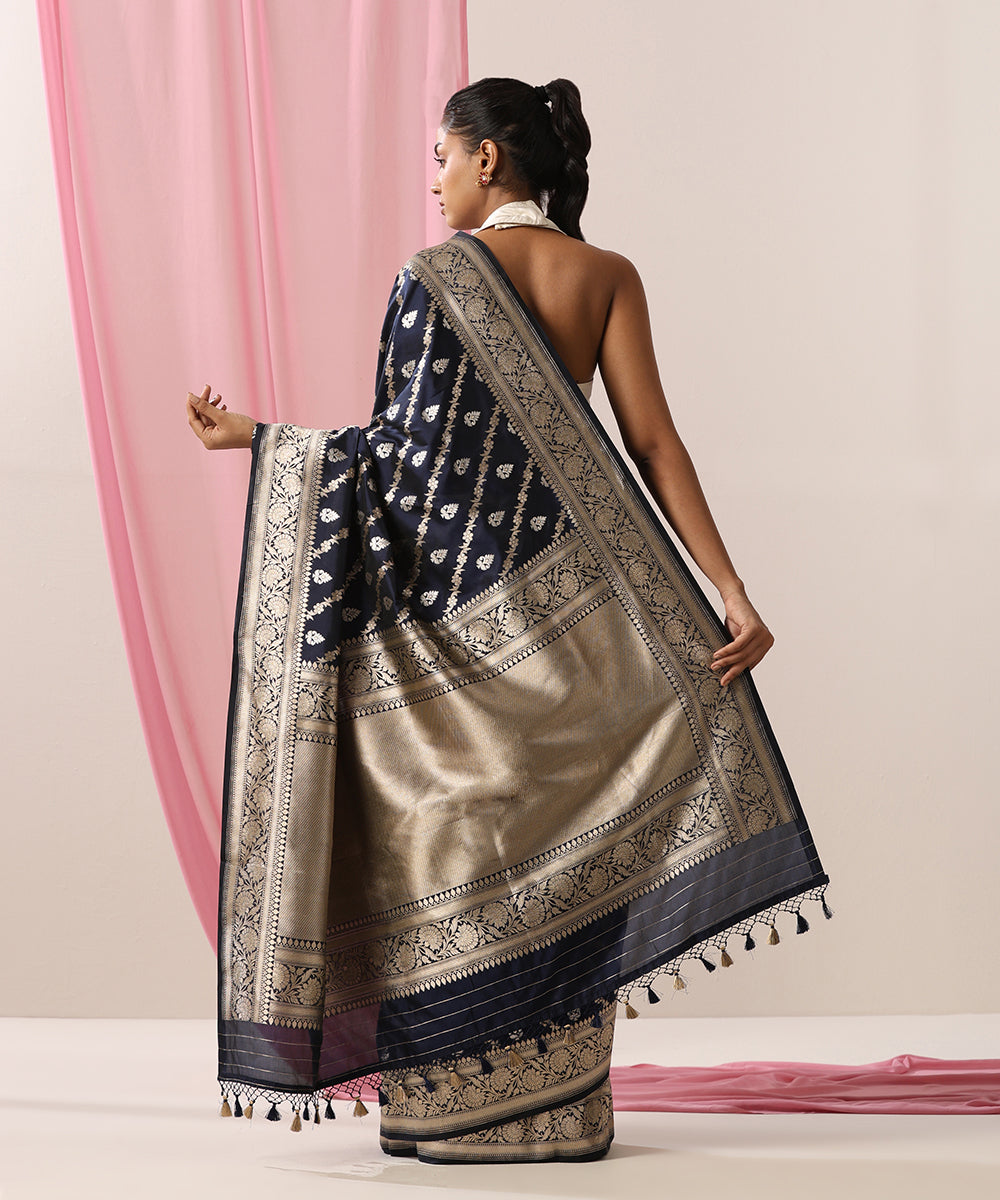 Dark_Blue_Handloom_Pure_Katan_Silk_Banarasi_Saree_With_Diagonal_Bel_And_Silver_Zari_Motifs_WeaverStory_03