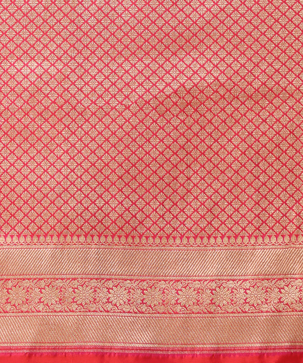 Handloom_Pink_Pure_Katan_Silk_Banarasi_Saree_With_Gold_And_Silver_Zari_Booti_WeaverStory_05