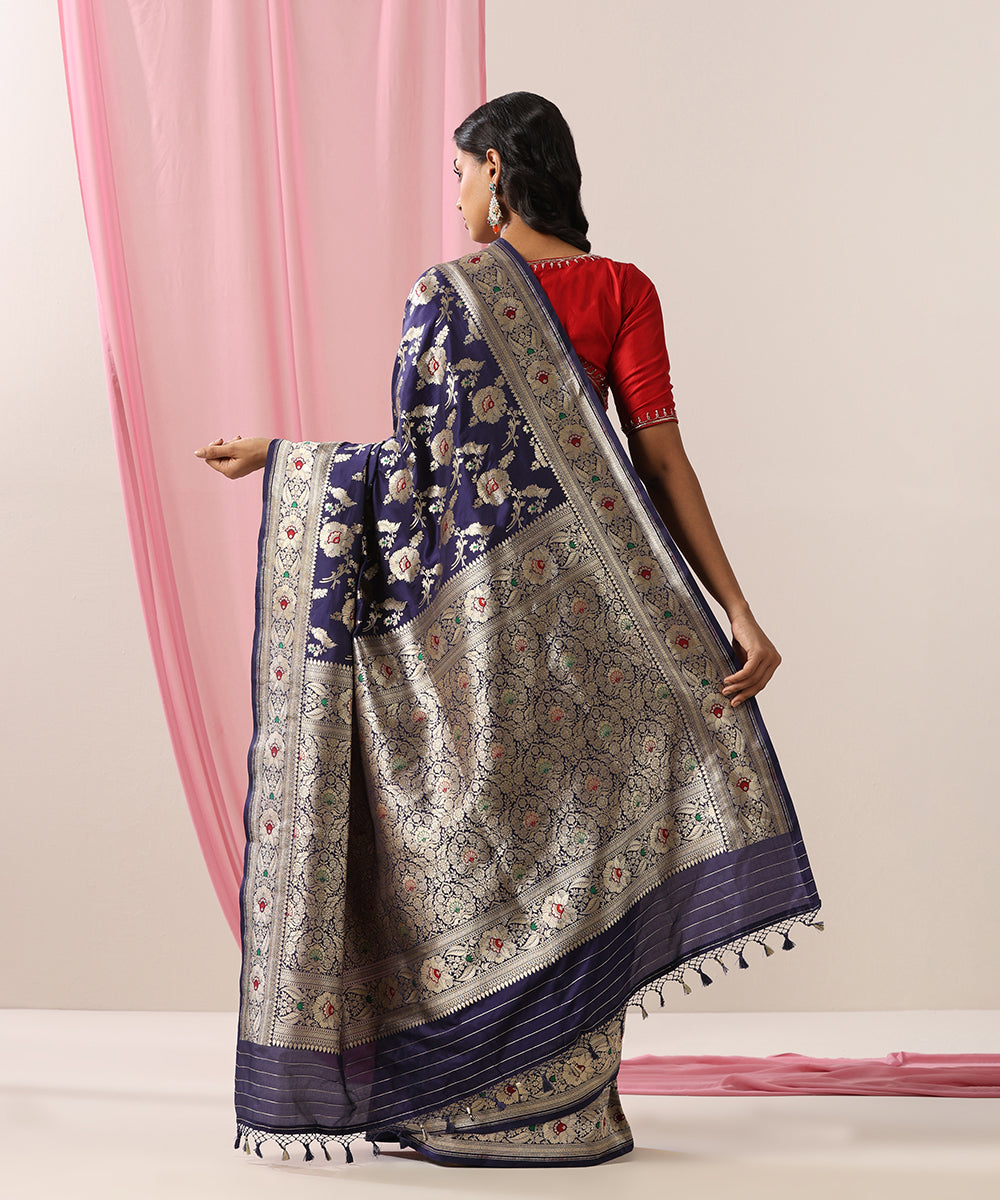 Handloom_Ink_Blue_Pure_Katan_Silk_Banarasi_Saree_With_Pink_And_Green_Meenakari_Floral_Jaal_WeaverStory_03