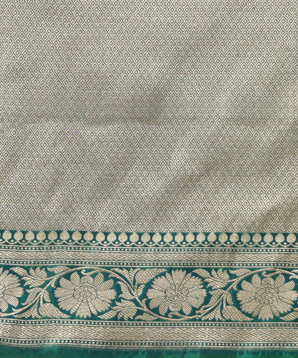 Handloom_Peacock_Blue_Pure_Katan_Silk_Banarasi_Saree_With_Gold_And_Silver_Zari_Floral_Jaal_WeaverStory_05