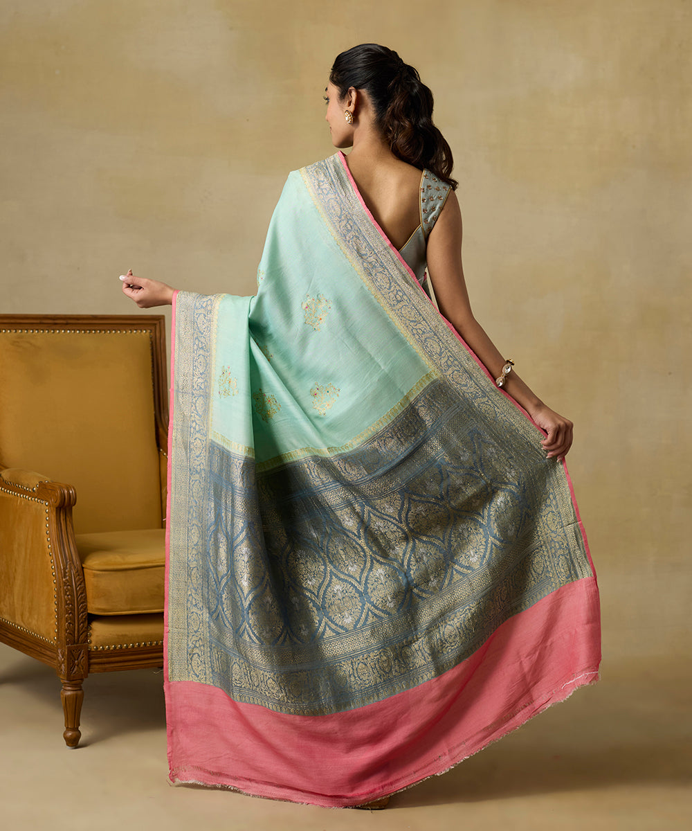 Light_Green_Handloom_Pure_Tussar_Georgette_Banarasi_Saree_With_Grey_Border_And_Peach_Selvedge_WeaverStory_03
