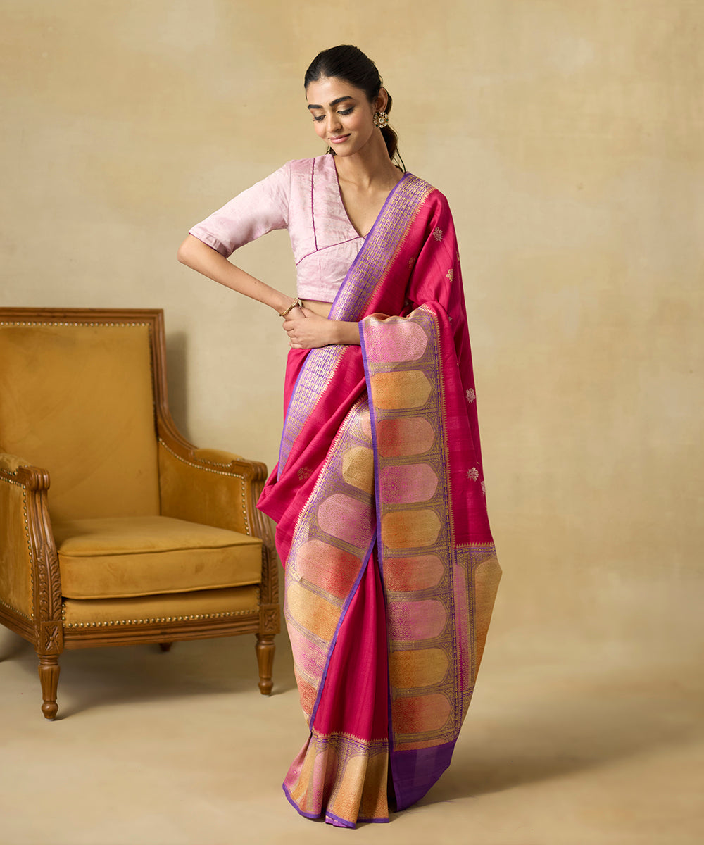 Handloom_Magenta_Pure_Tussar_Georgette_Banarasi_Saree_With_Hand_Brush_Painted_Border_WeaverStory_01