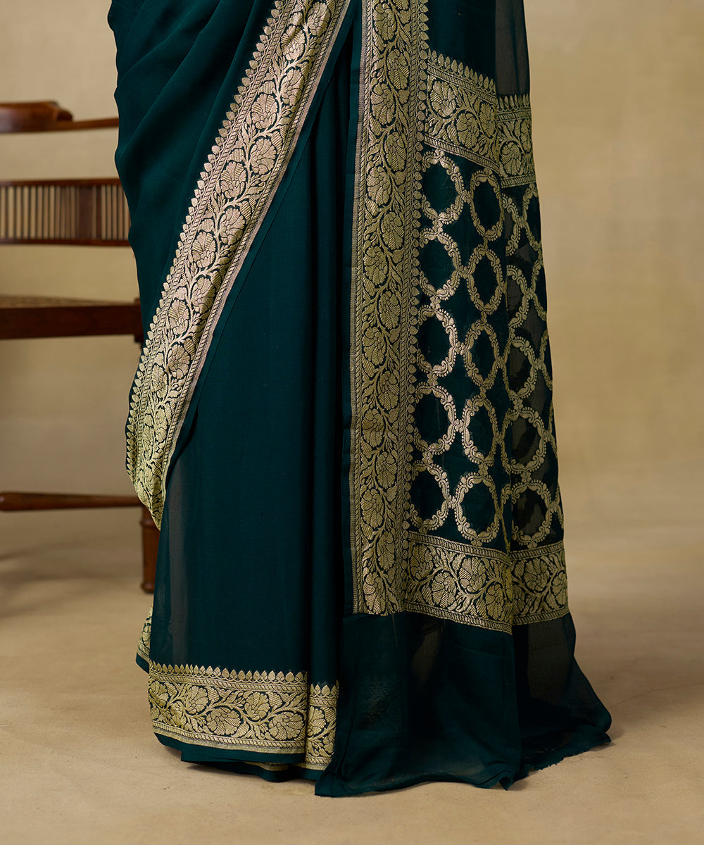 Bottle_Green_Handloom_Pure_Georgette_Banarasi_Saree_With_Floral_Border_WeaverStory_04