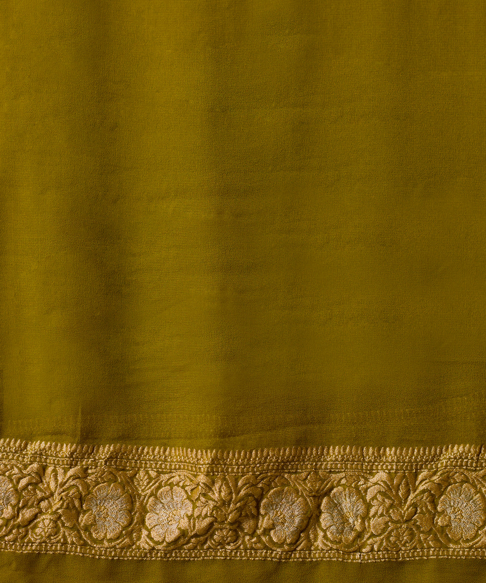 Henna_Green_Handloom_Pure_Georgette_Banarasi_Saree_With_Zari_Booti_WeaverStory_05