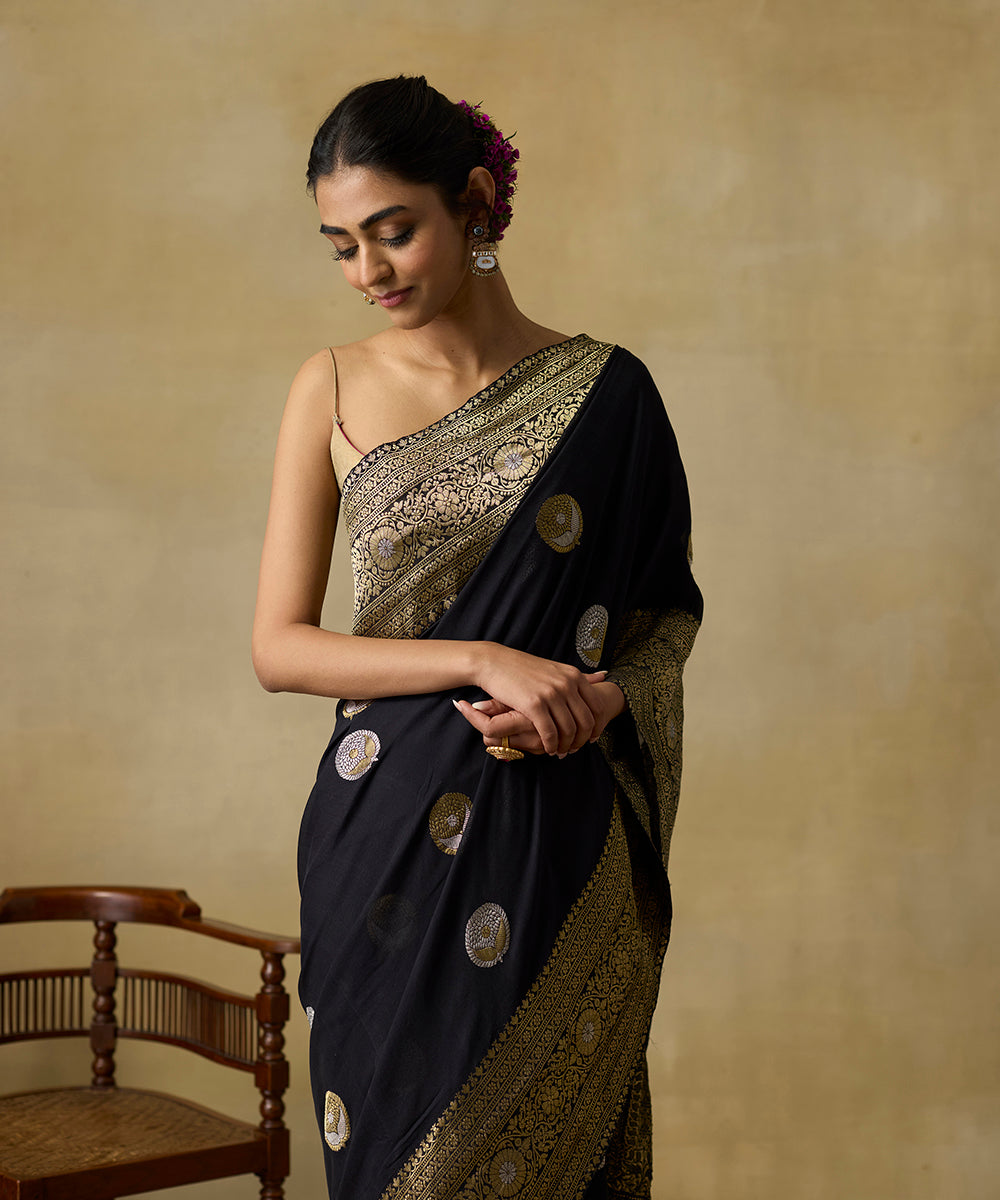 Black_Pure_Handloom_Pure_Georgette_Banarasi_Saree_With_Sona_Rupa_Kadhwa_Boota_WeaverStory_02
