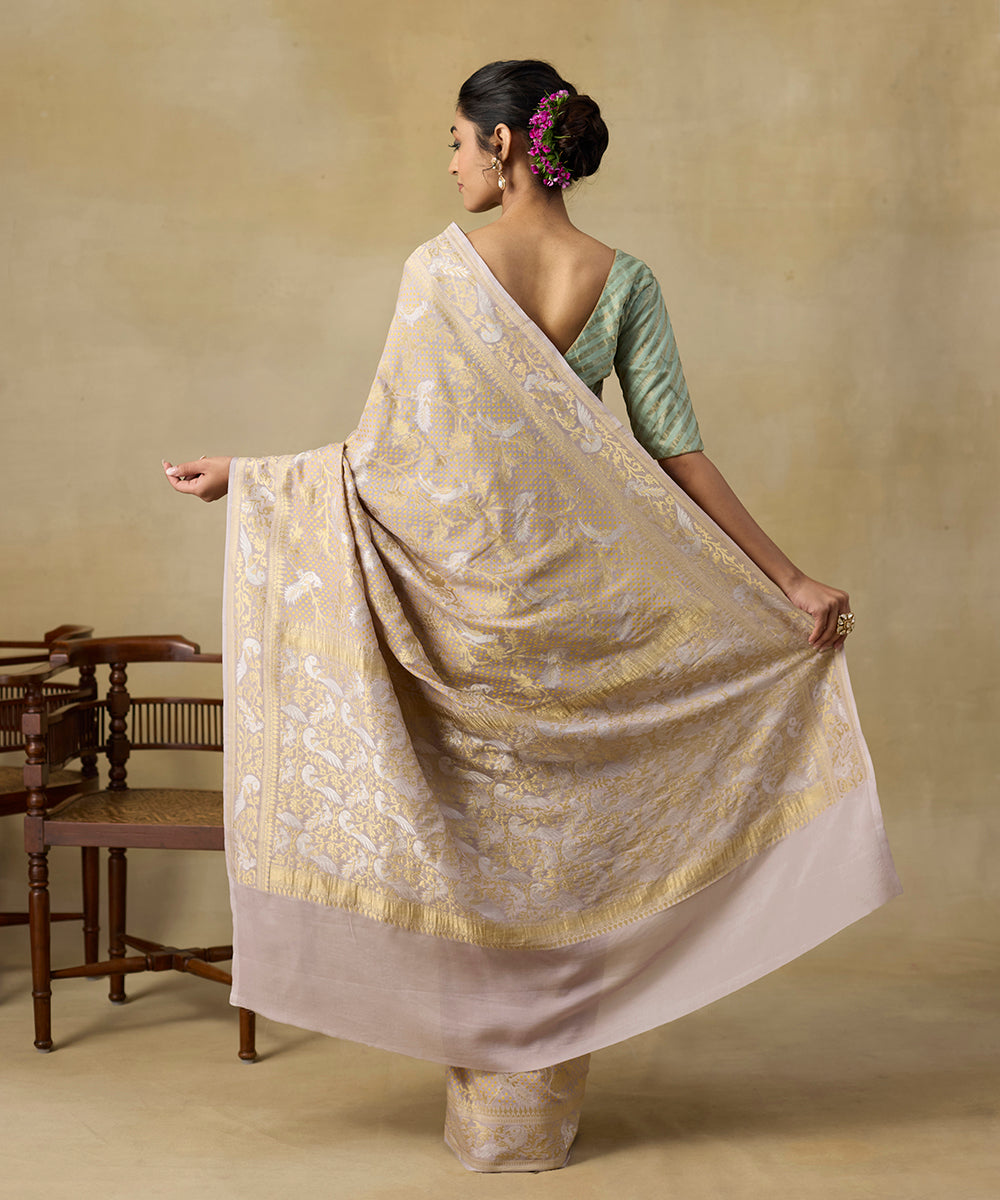 Grey_Handloom_Pure_Georgette_Banarsai_Saree_With_Peacocks_WeaverStory_03