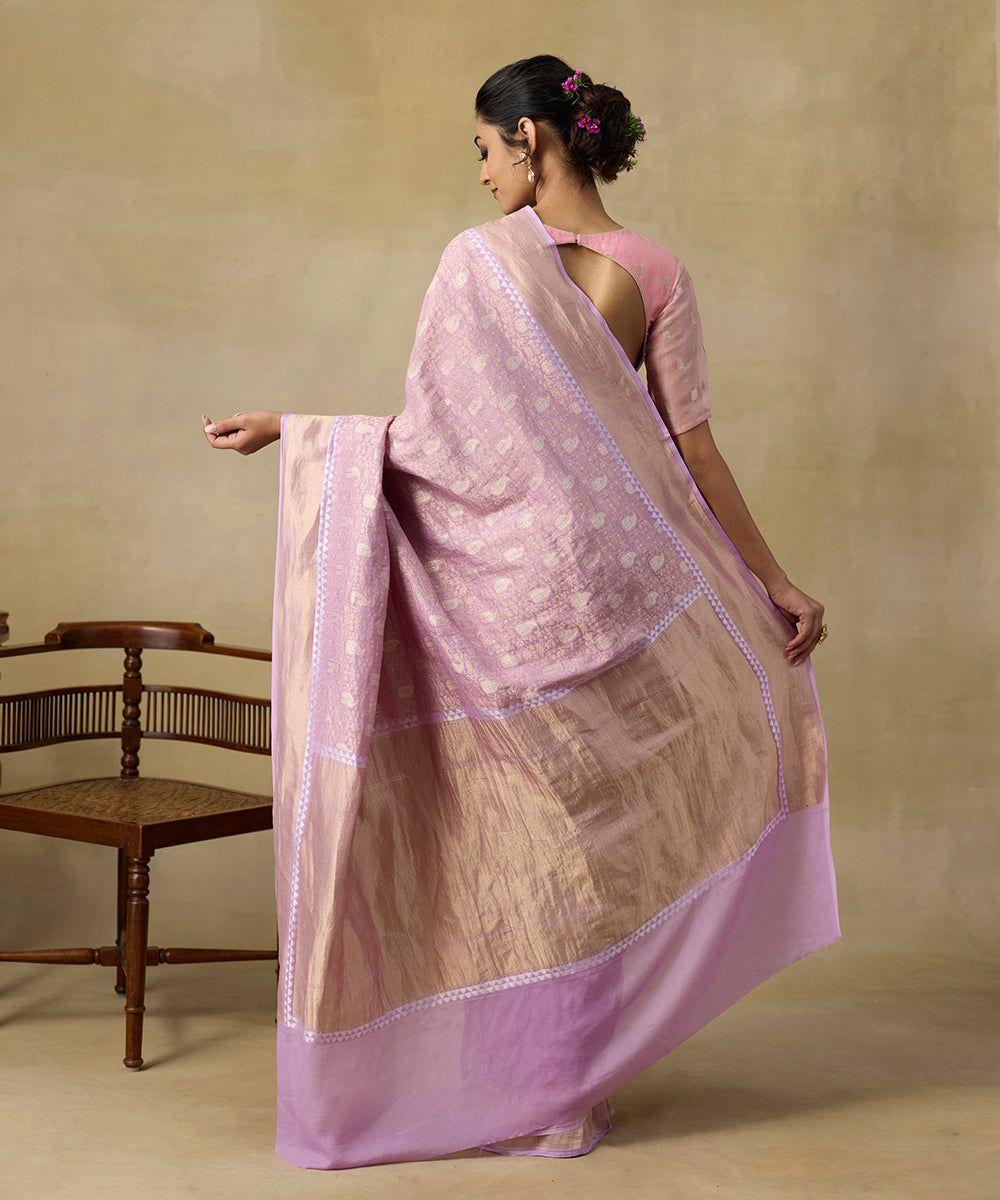 Lavender_Handloom_Pure_Georgette_Banarsai_Saree_With_Gold_And_Silver_Zari_Jaal_WeaverStory_03