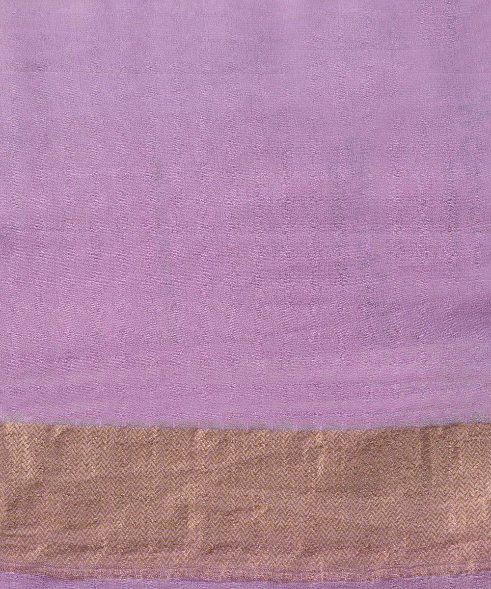 Lavender_Handloom_Pure_Georgette_Banarsai_Saree_With_Gold_And_Silver_Zari_Jaal_WeaverStory_05