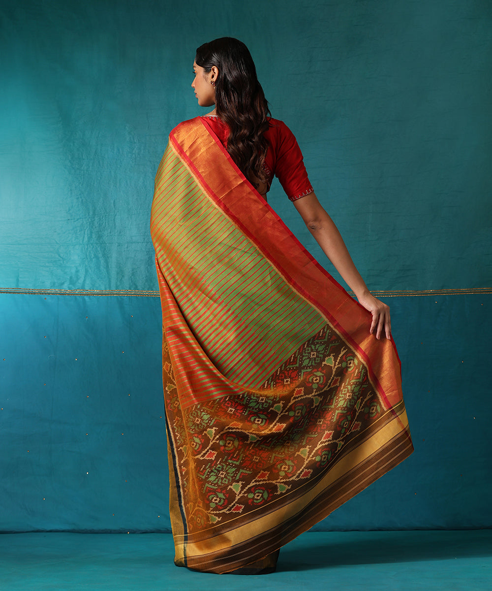 Brown_And_Black_Handloom_Pure_Mulberry_Silk_Ikat_Patola_Saree_WeaverStory03