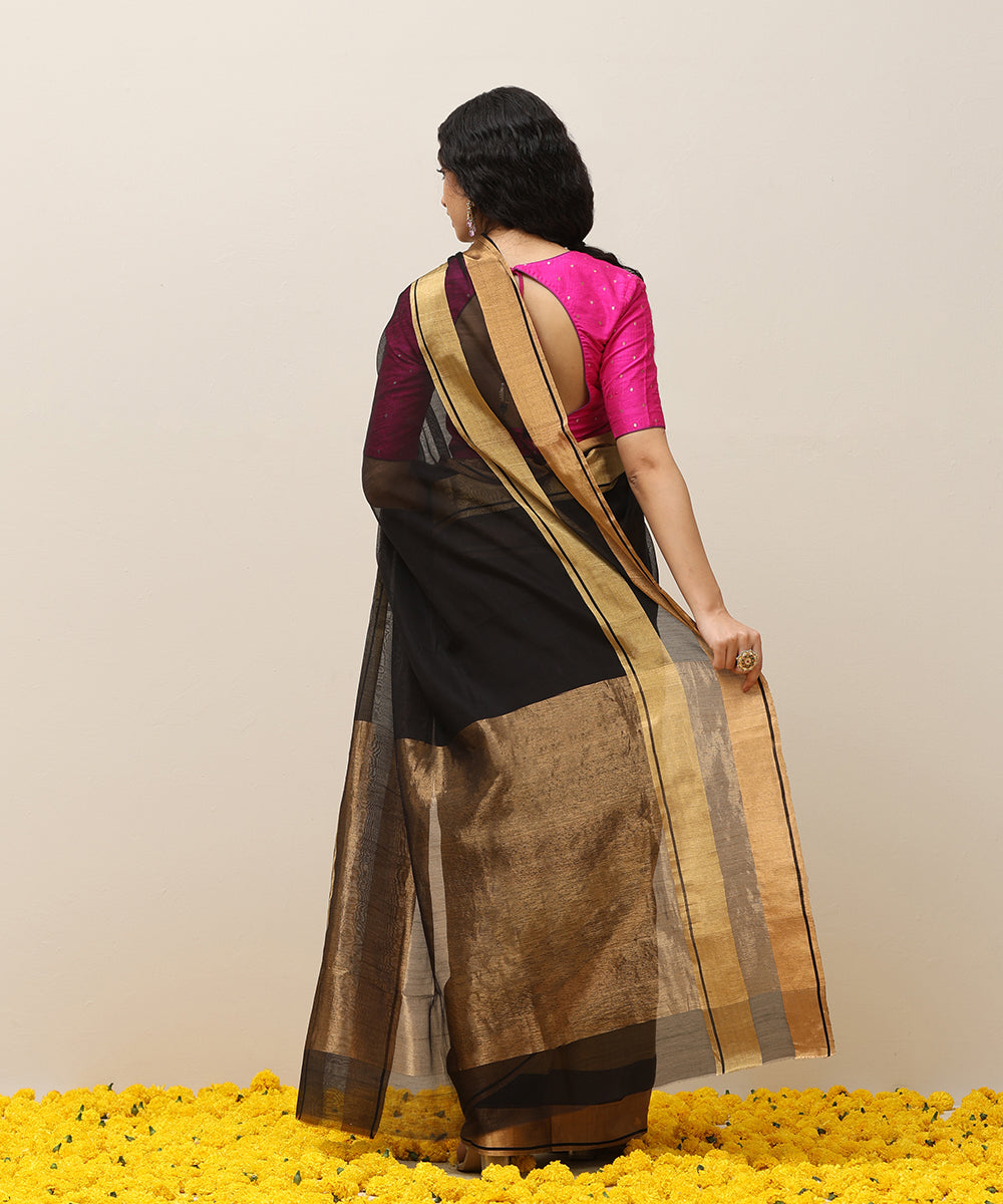 Black_Handloom_Plain_Pure_Cotton_Chanderi_Saree_With_Gold_Tissue_Border_WeaverStory_03