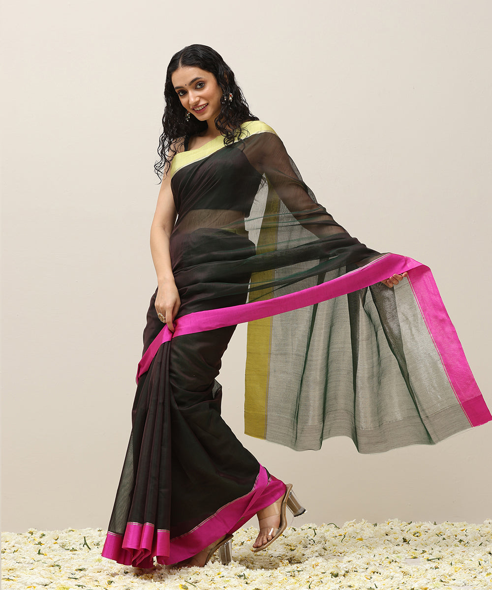 Handloom_Black_Shot_Red/Green_Plain_Pure_Cotton_Chanderi_Saree_With_Two_Tone_Border_WeaverStory_02