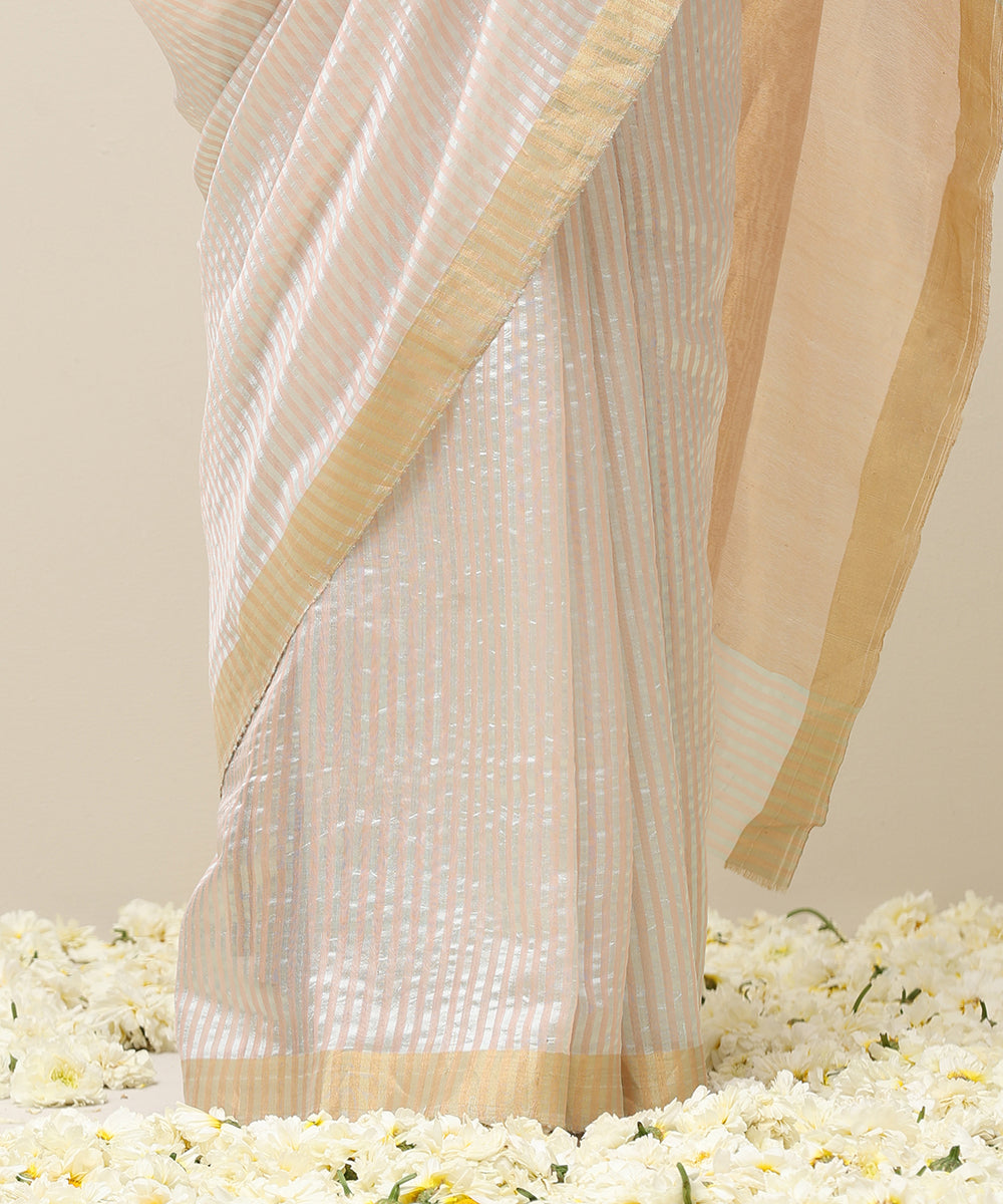 Silver_And_Peach_Handloom_Stripe_Pure_Cotton_Silk_Chanderi_Saree_With_Golden_Border_WeaverStory_04