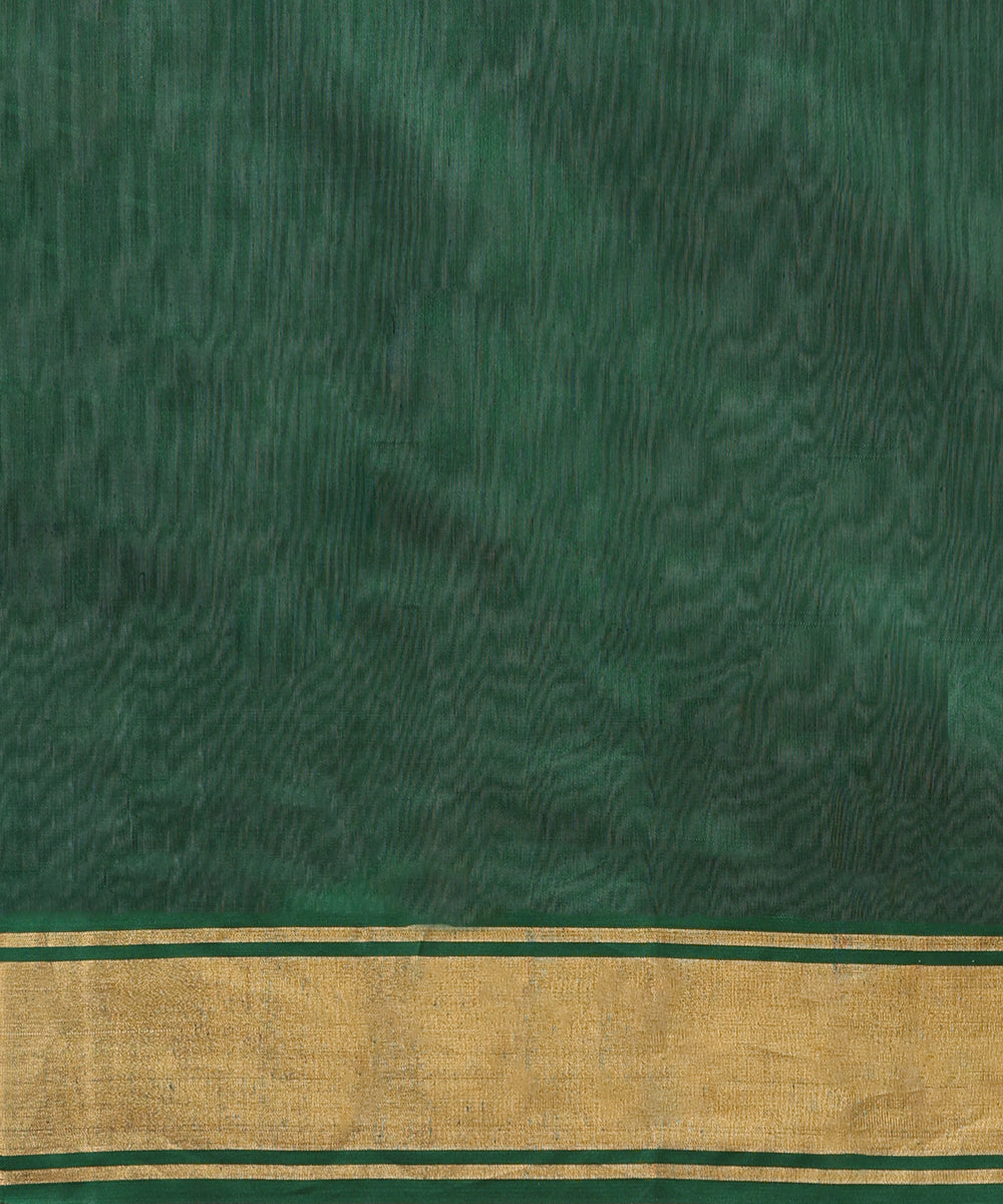 Bottle_Green_Handloom_Pure_Cotton_Chanderi_Saree_With_Char_Patti_Boota_And_Golden_Border_WeaverStory_05