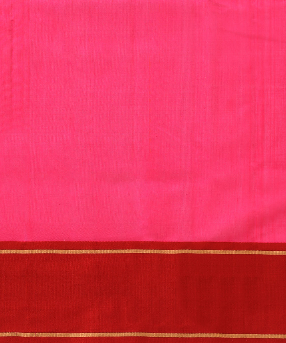 Handloom_Rani_Pure_Cotton_Chanderi_Saree_With_Floral_Boota_And_Maroon_Mashroo_Border_WeaverStory_05