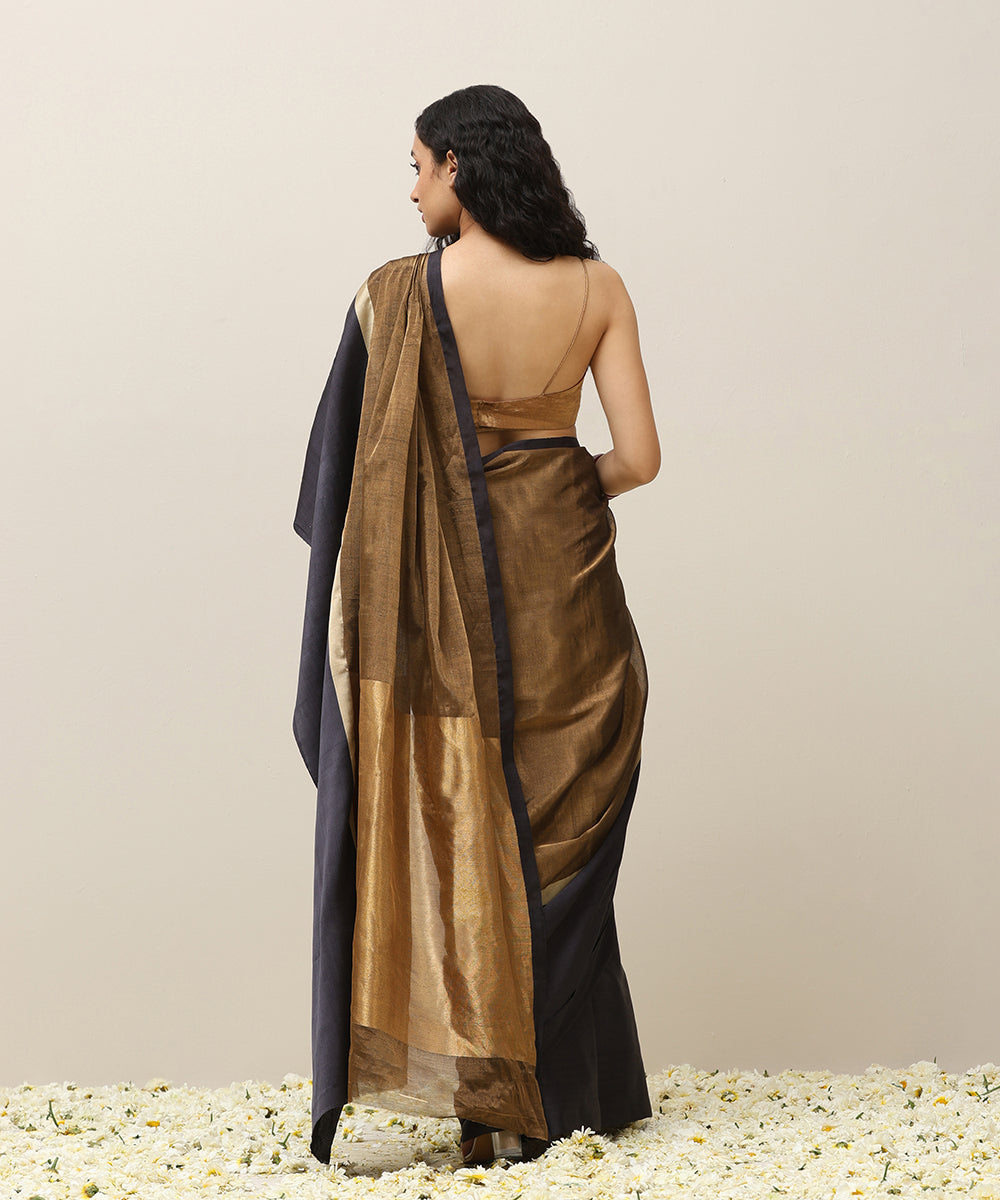 Handloom_Gold_Plain_Pure_Tissue_Silk_Chanderi_Saree_With_Grey_Mashroo_Border_WeaverStory_03