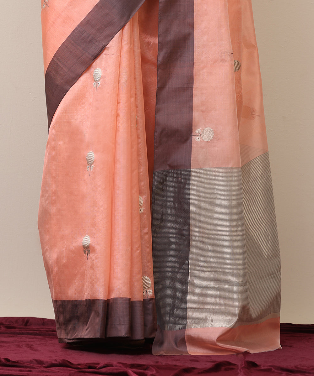 Handloom_Peach_Pure_Silk_Chanderi_Saree_With_Silver_Boota_WeaverStory_04